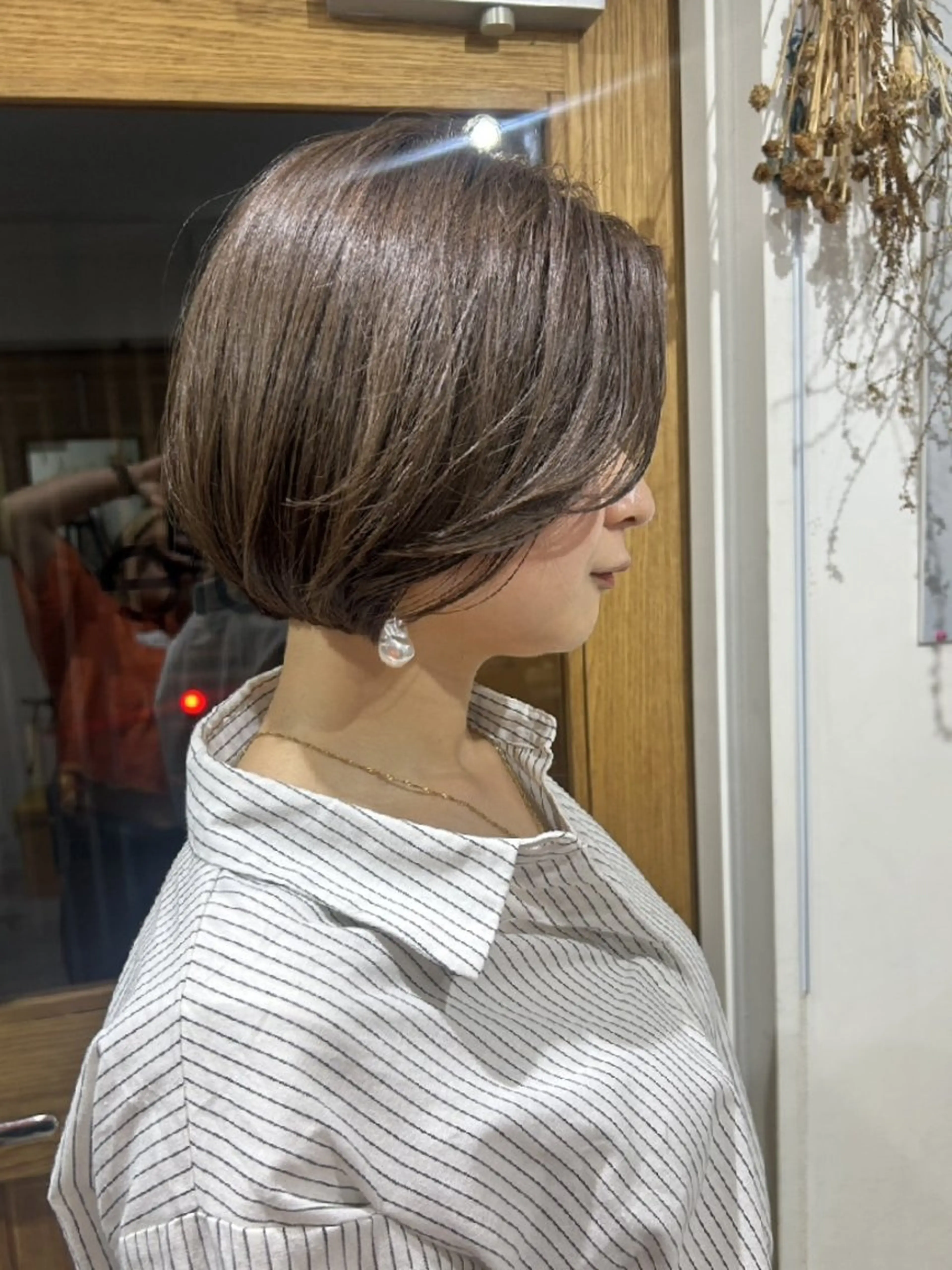 ショート ボブレイヤー ボブ レイヤーカット カット ヘアカラー 🌈扱いやすいボブ× ブリーチ🌈TAMEのヘアスタイル