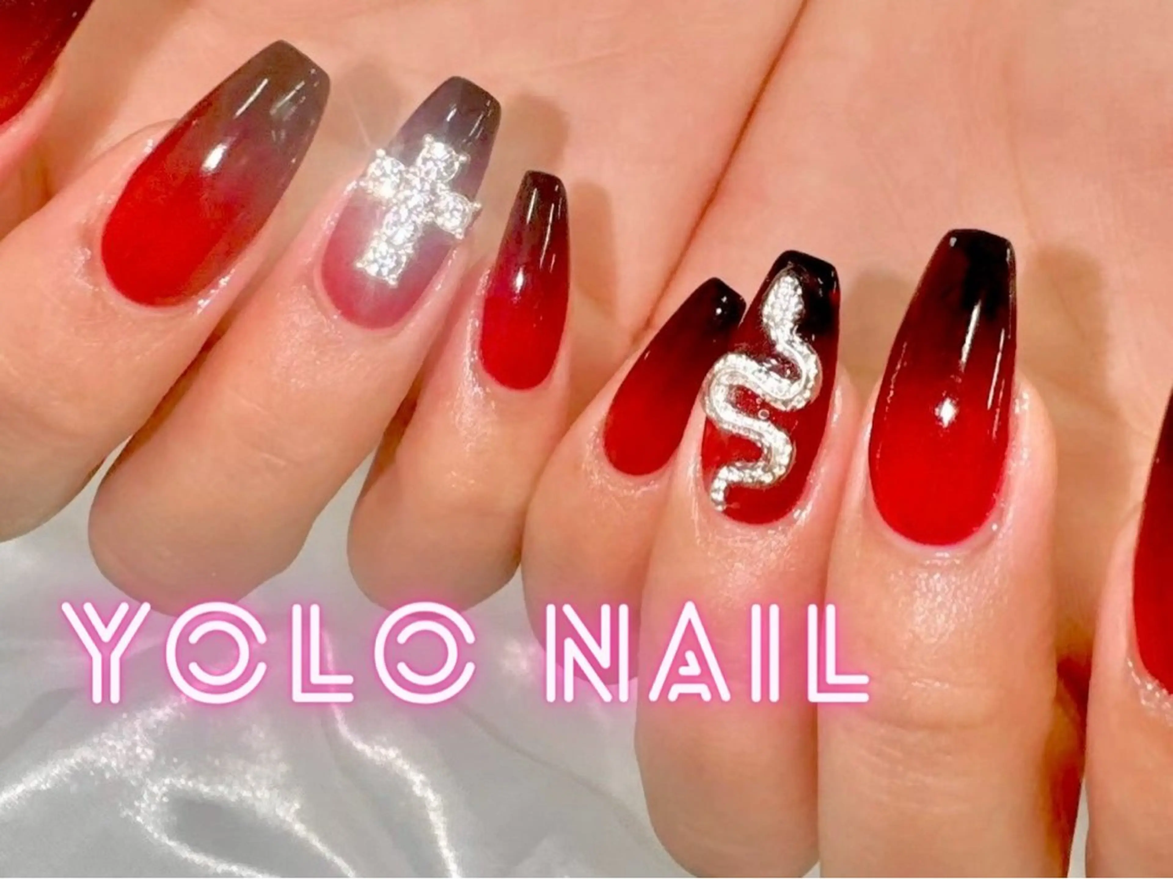 ネイル 持ち込み ハンドネイル YOLONAIL心斎橋店所属・田本 和音のネイルデザイン