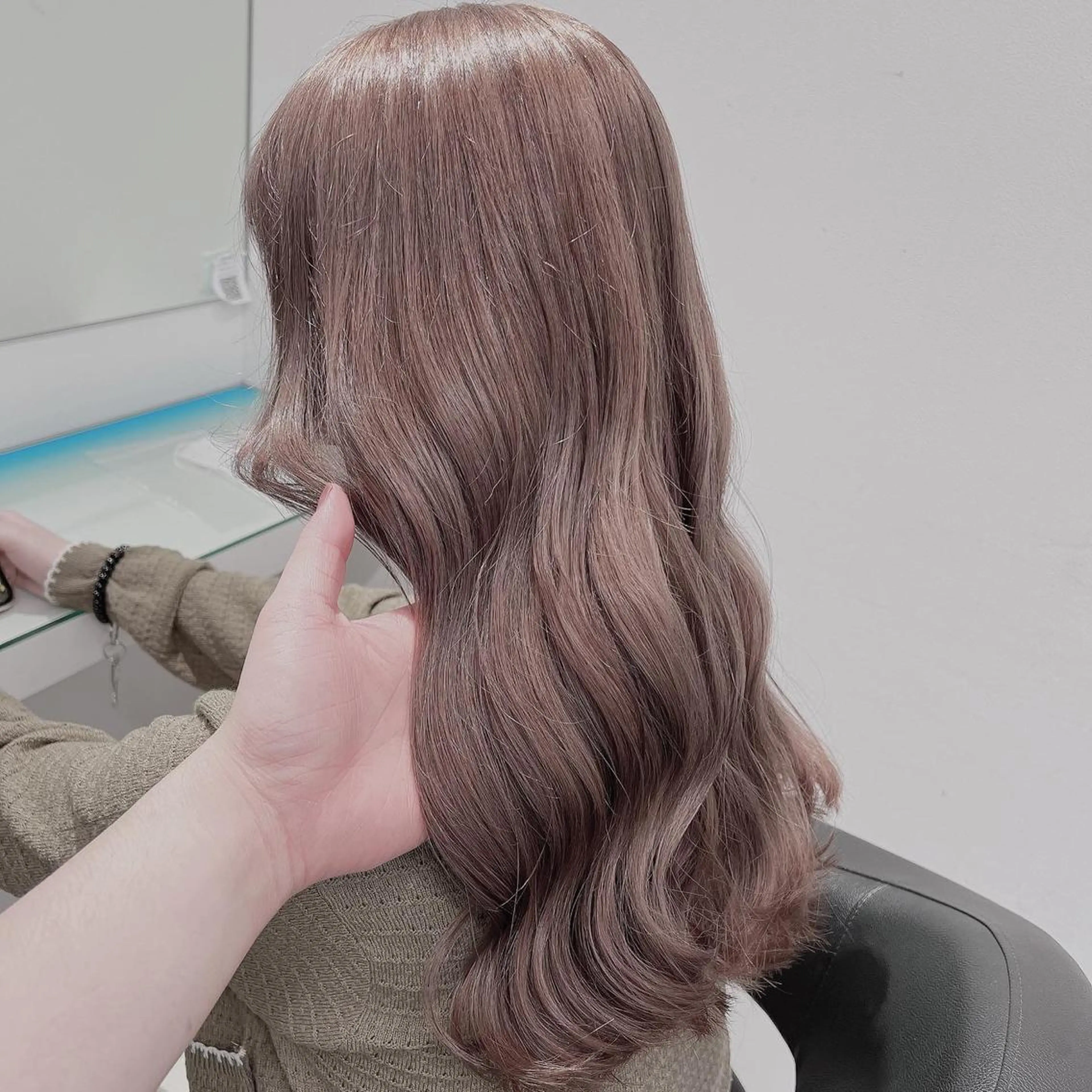 セミロング カラー ヘアアレンジ ヘアカラー トリートメント ヘアセット ナチュラル艶髪 なおき｜池袋美容師のヘアスタイル