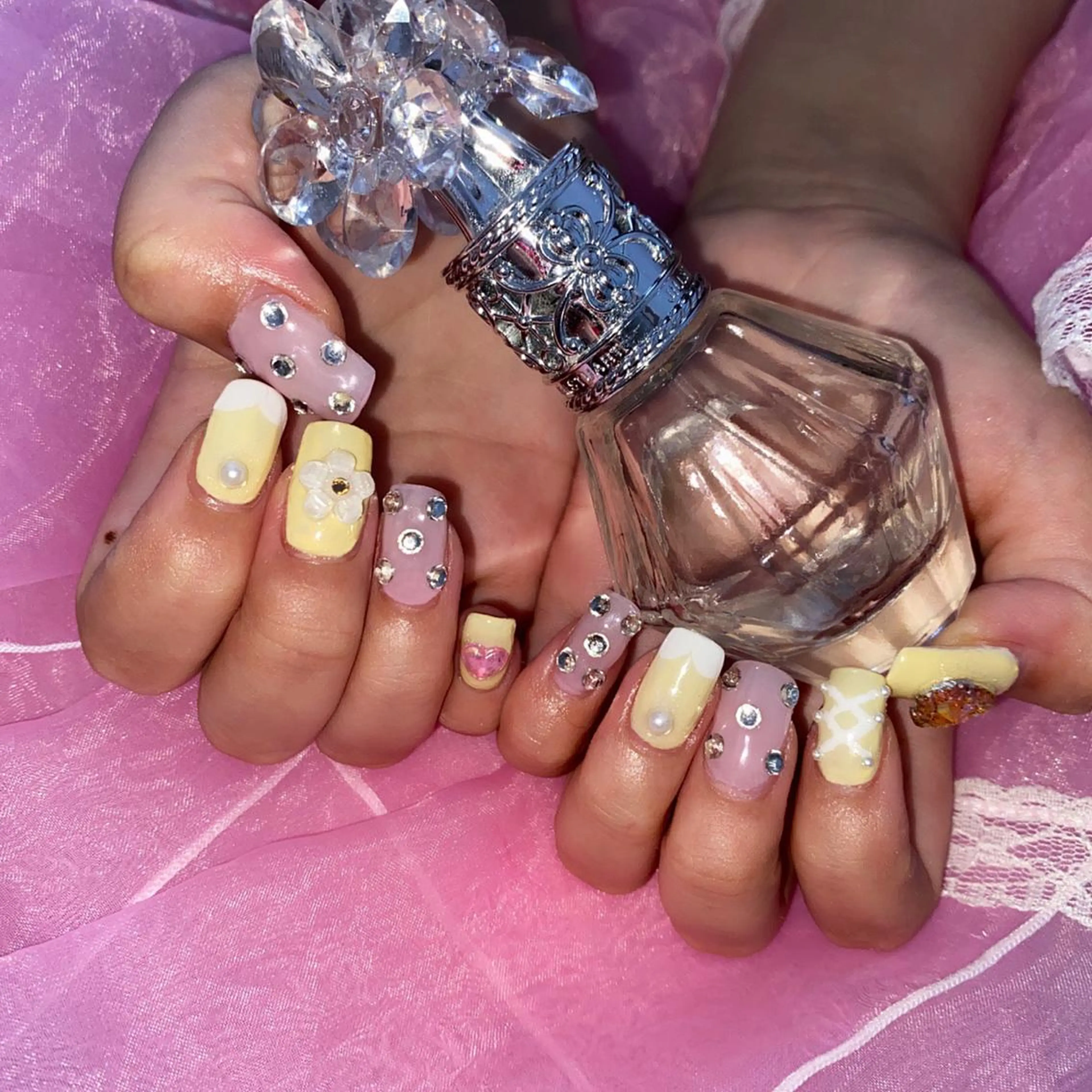 ネイル Nailsalon  &Noel所属・もも 🍑のネイルデザイン