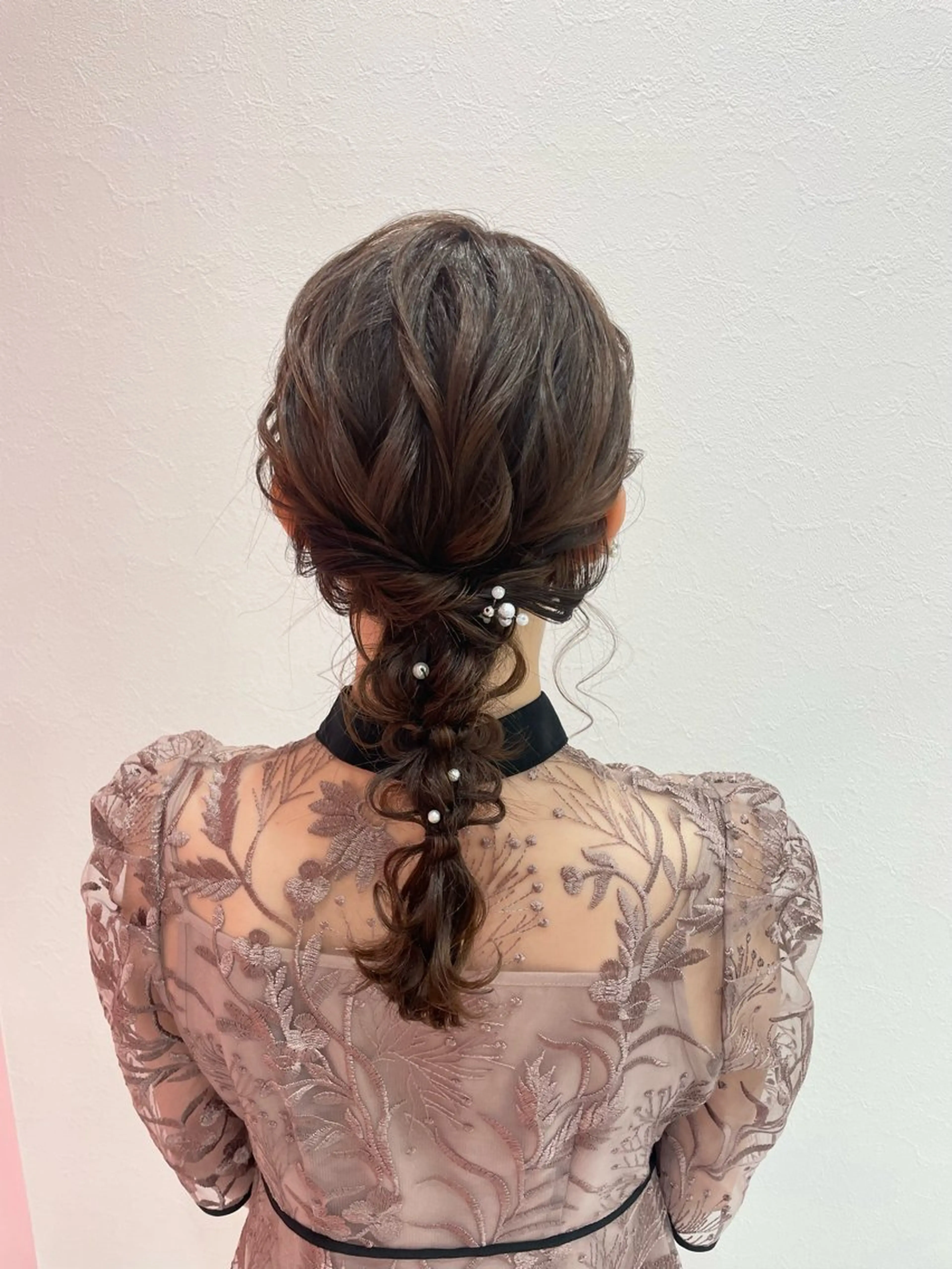 お呼ばれヘアなどカジュアルなスタイル　　　‼️口コミ記入で300円OFFの写真