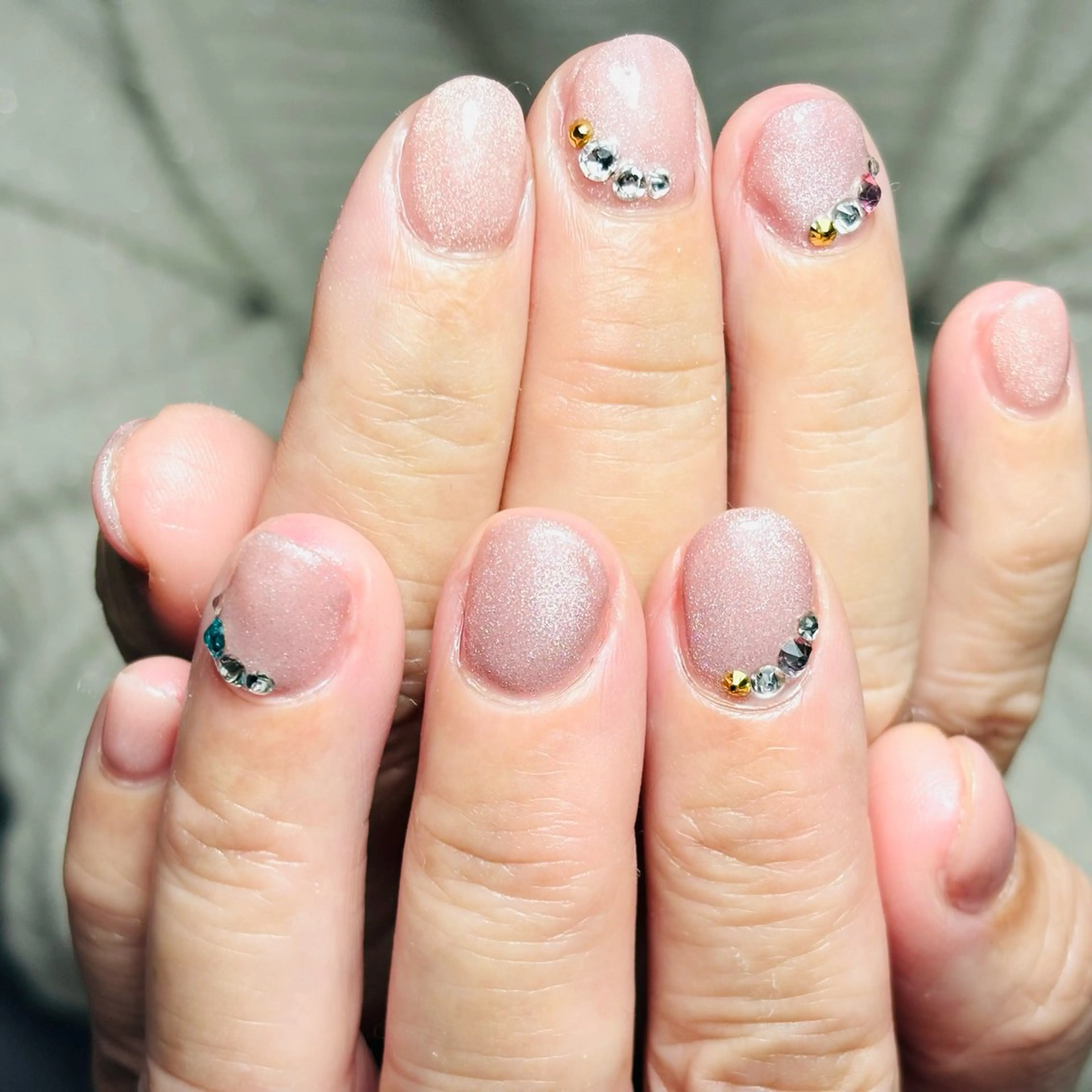 ネイル マグネットネイル ピンク Nail&Spa SeaGlass所属・SeaGlass tomoのネイルデザイン