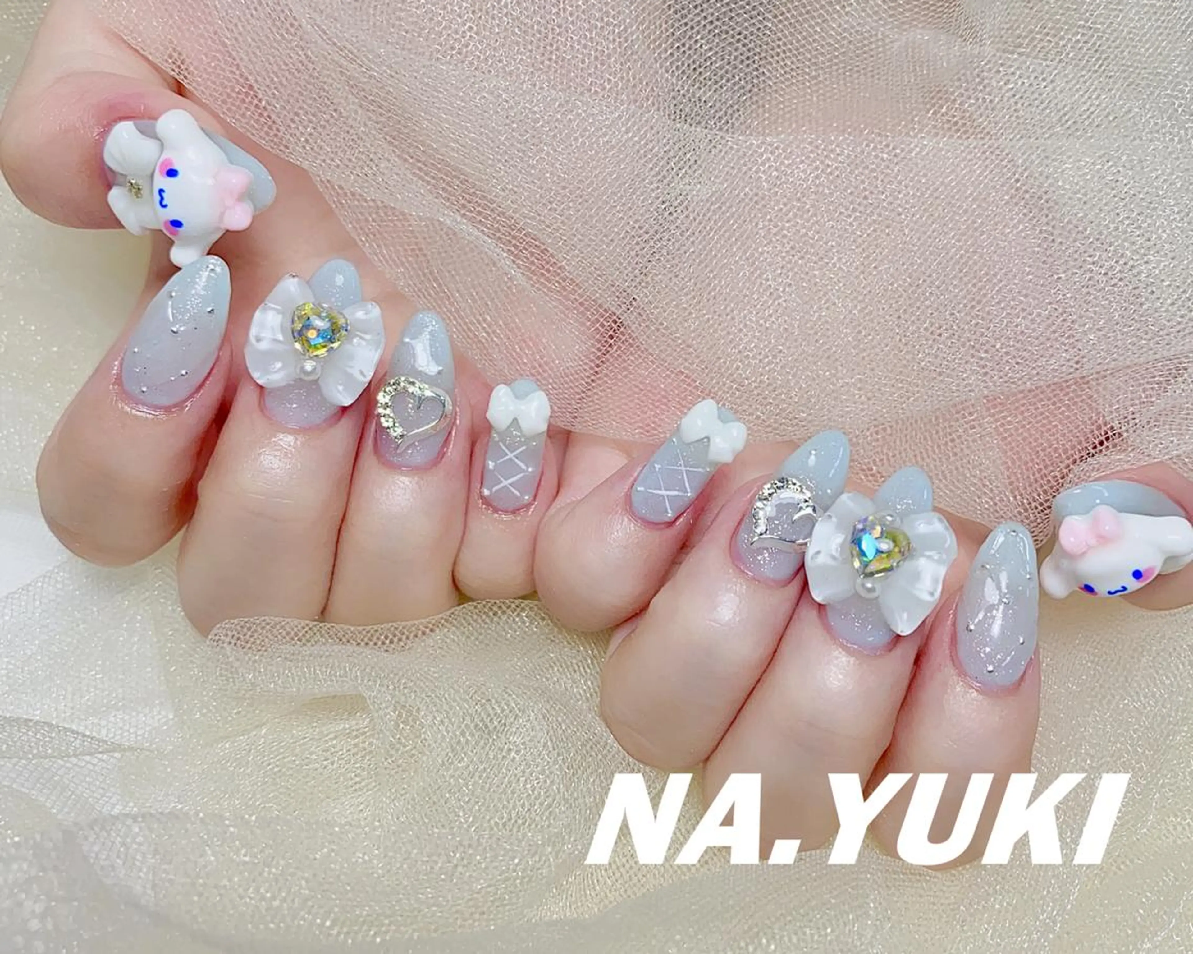 ネイル ハンドネイル ハンドケア 🌷 Mooning 🌷のネイルデザイン