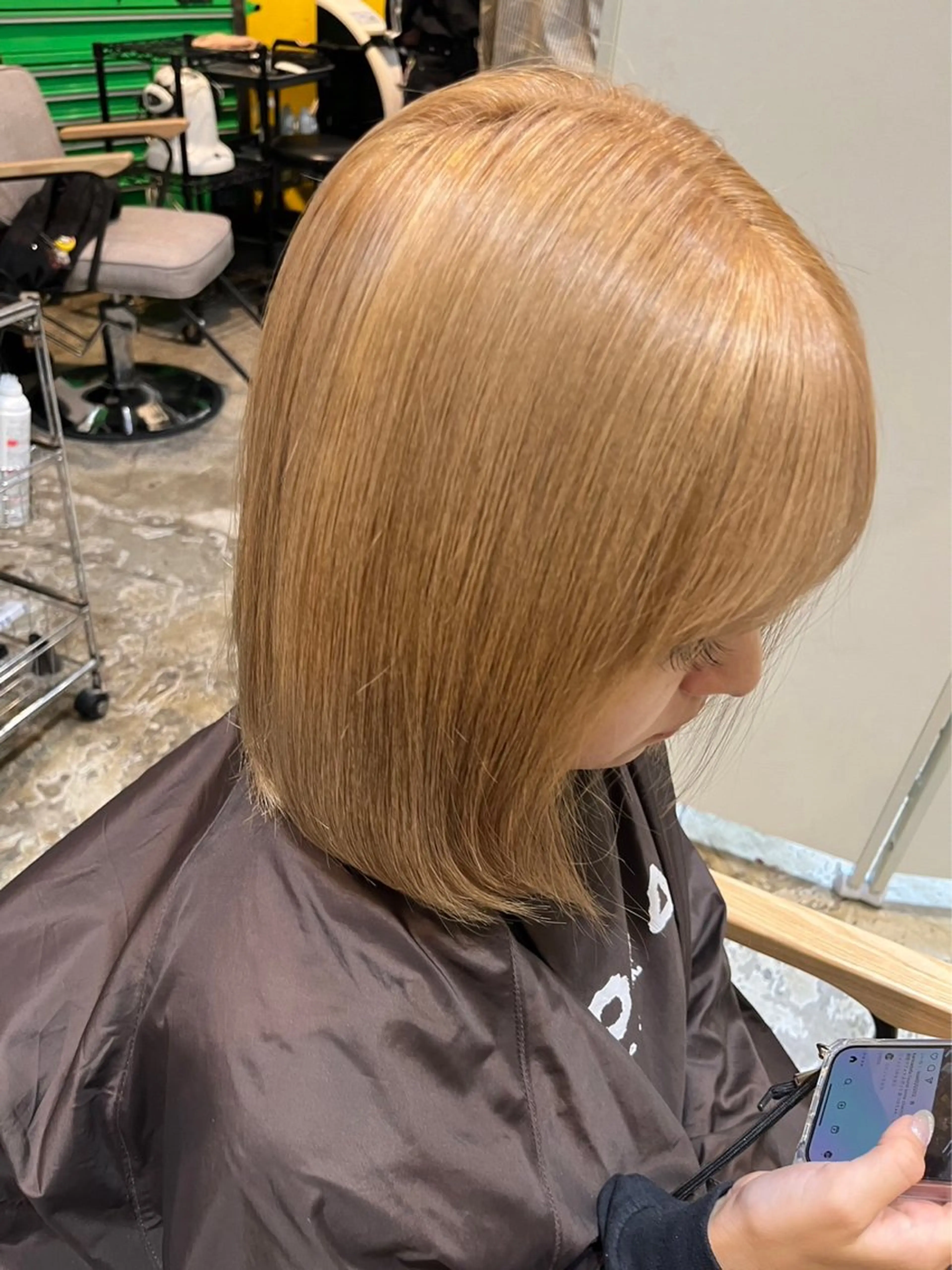 ミディアム カラー ブリーチ 喜友名 夏海のヘアスタイル