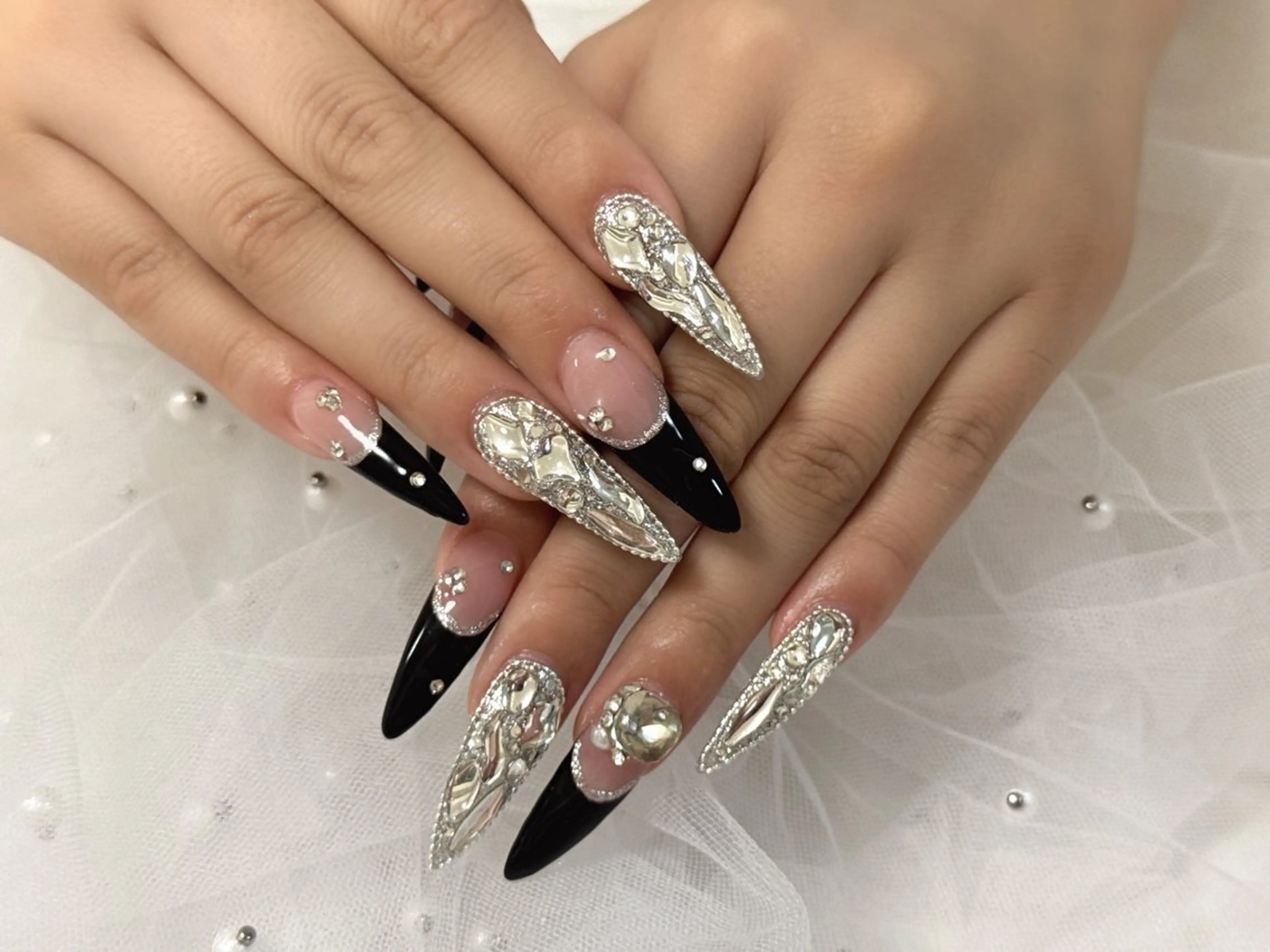 ネイル ハンドネイル Luna スカルプ専門店のネイルデザイン