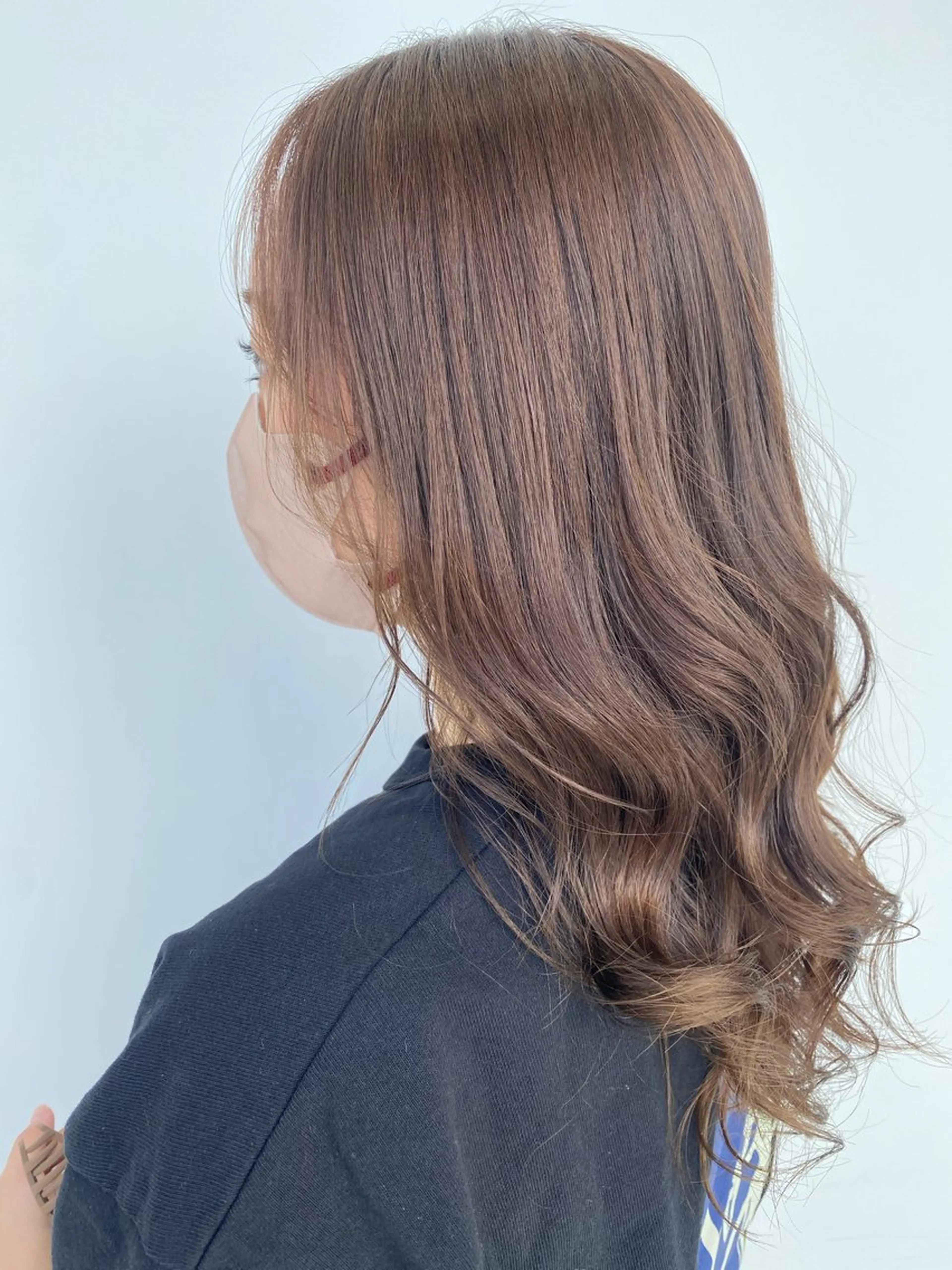 ロング カット ヘアカラー 丸山 純奈のヘアスタイル