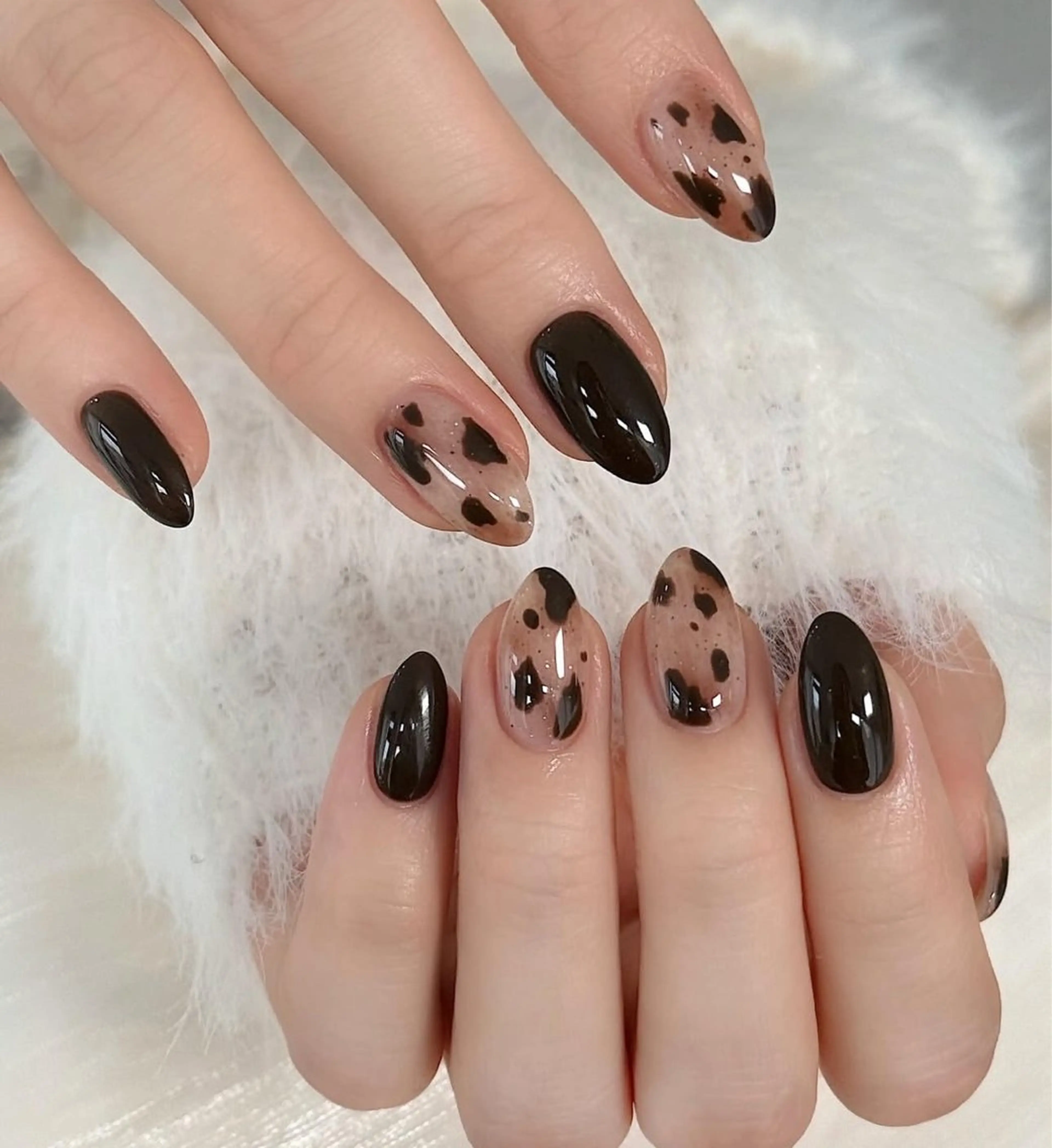 ネイル ハンドネイル 🎀Lilla🩵 ネイルサロンのネイルデザイン