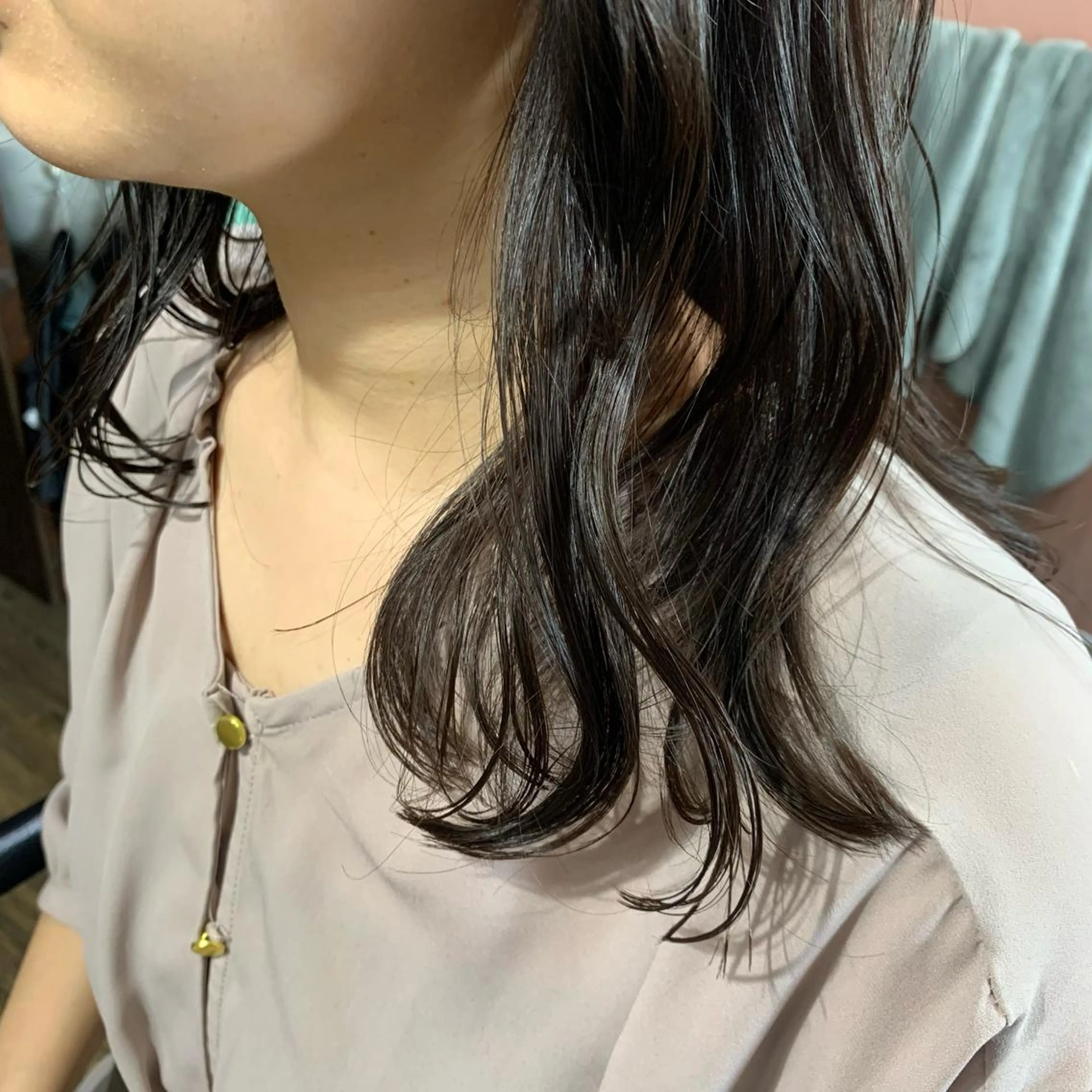 ミディアム おくれ毛 小顔カット カット chouette/ 根本優希のヘアスタイル