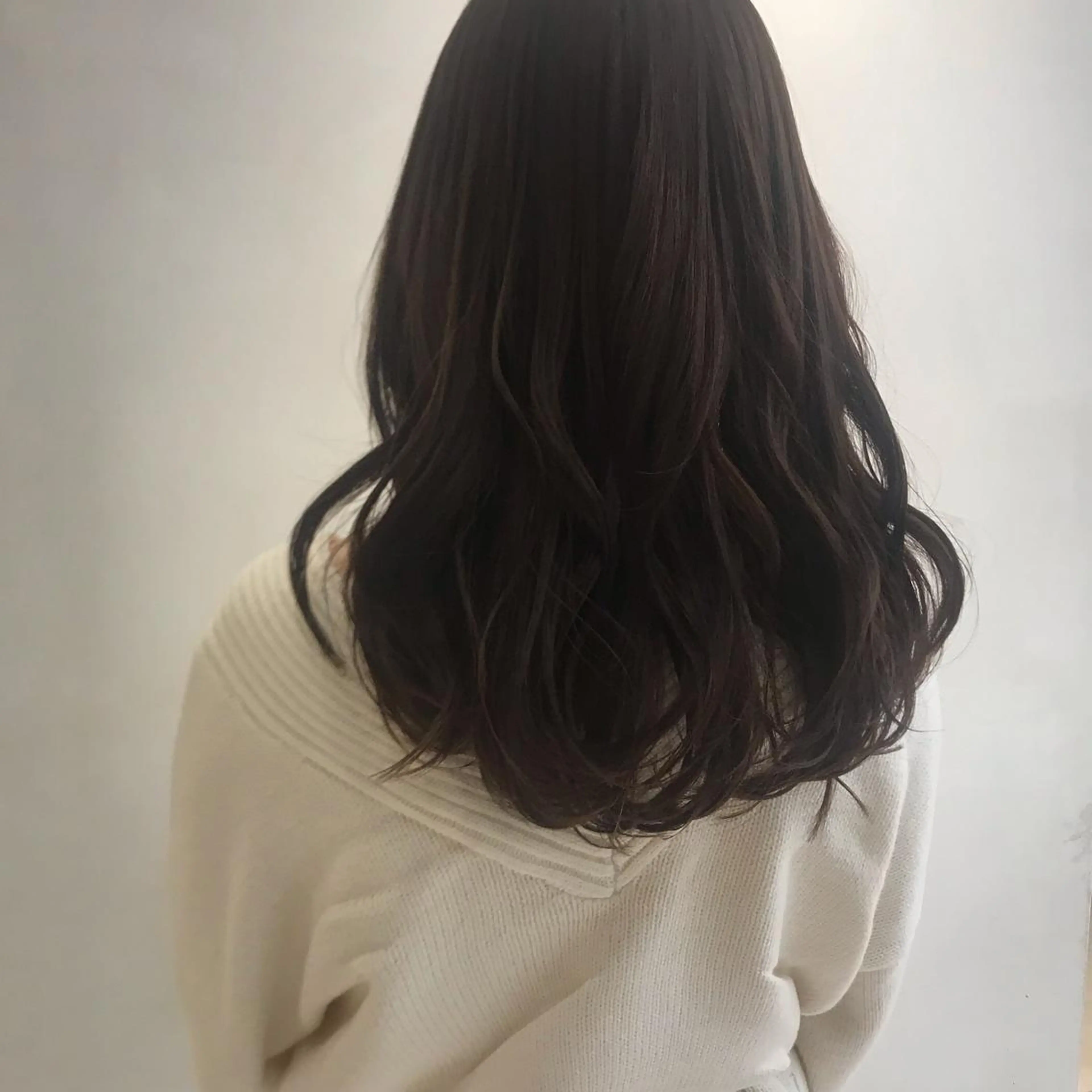 ロング カラー apish 夏琳のヘアスタイル