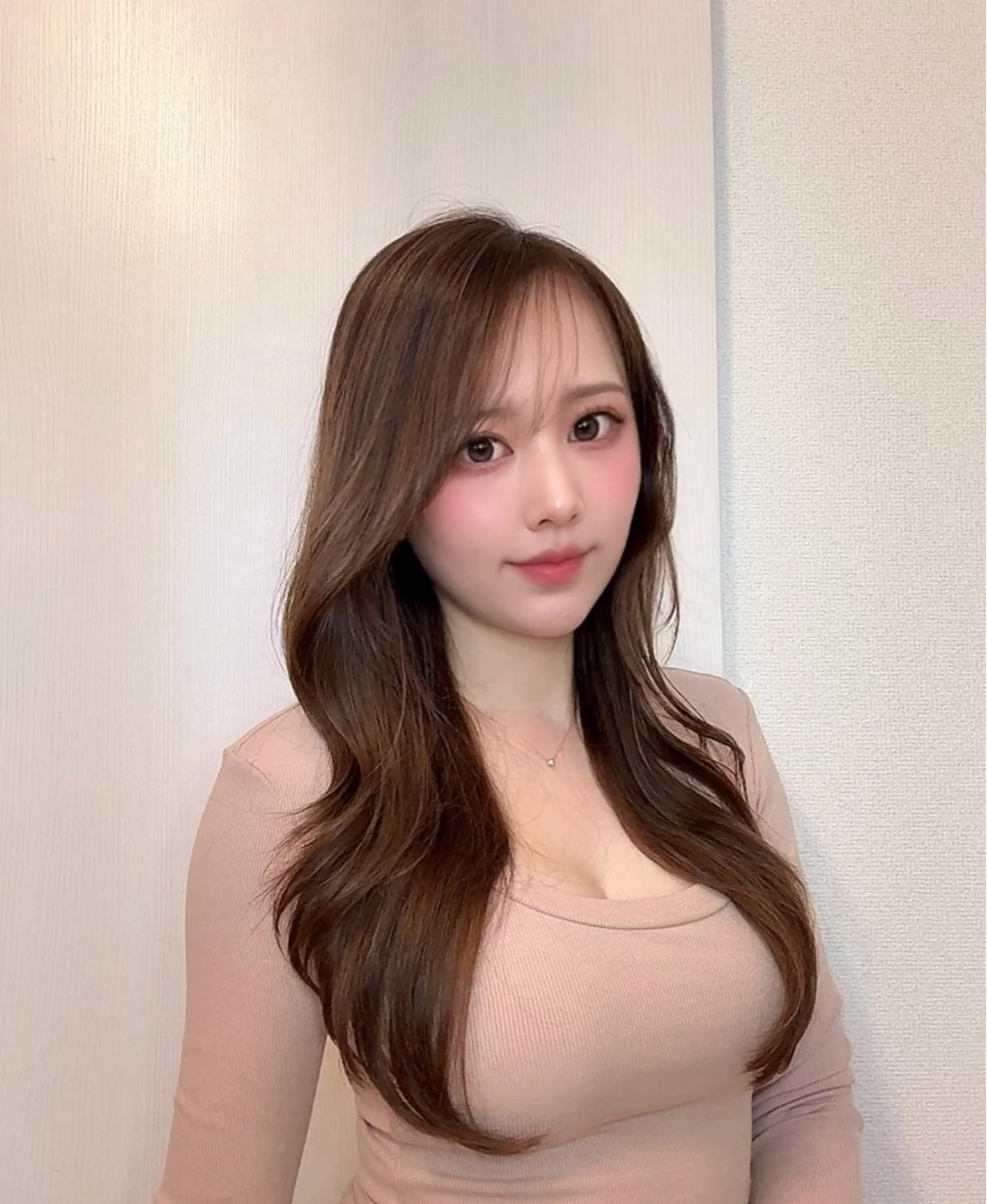 ロング ヨシンモリ 韓国風ヘア レイヤーカット 小顔カット こだま ももこのヘアスタイル