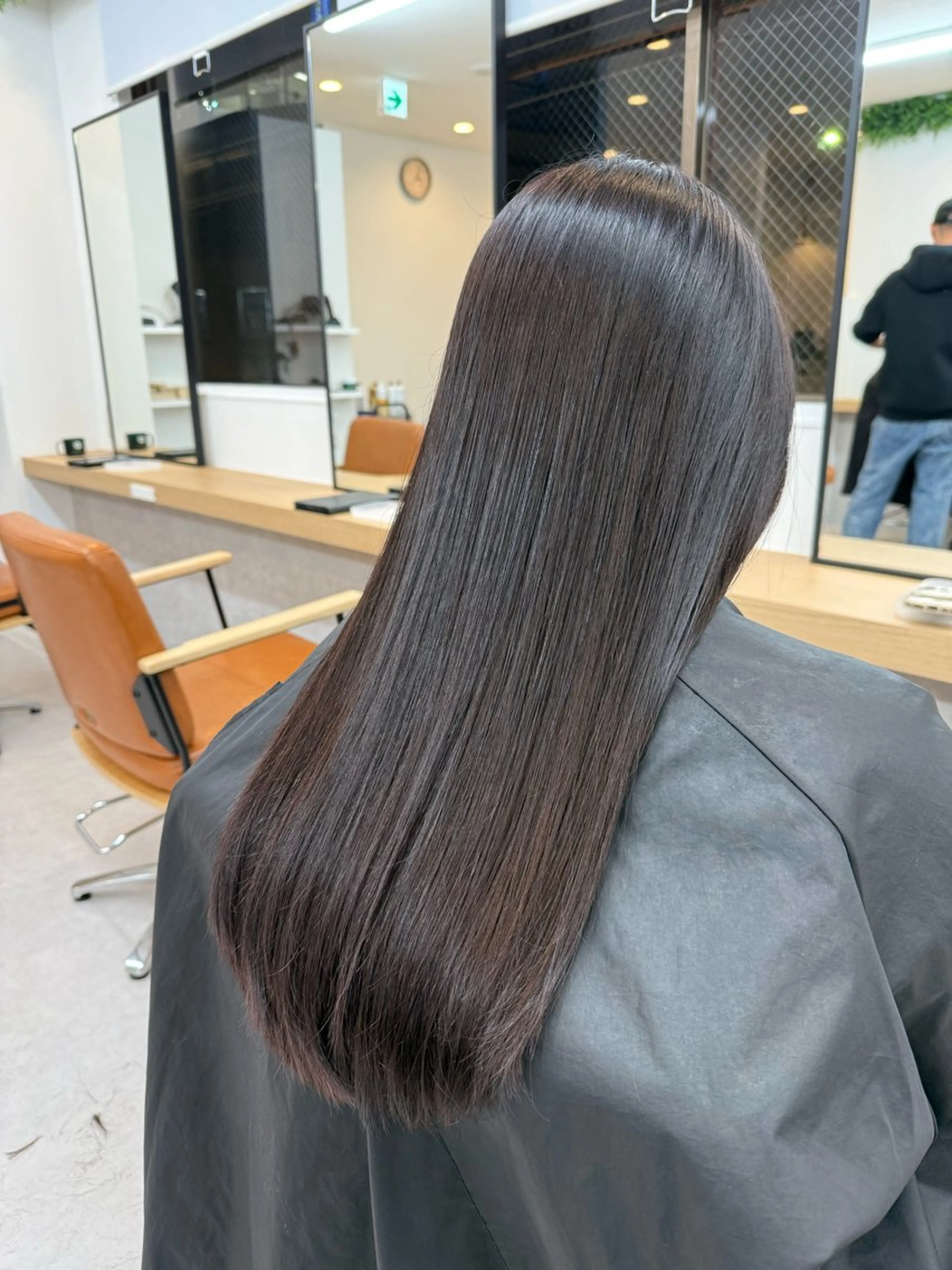 ロング カラー ラベンダーカラー グランジュ京橋店所属・石田 頌のヘアスタイル