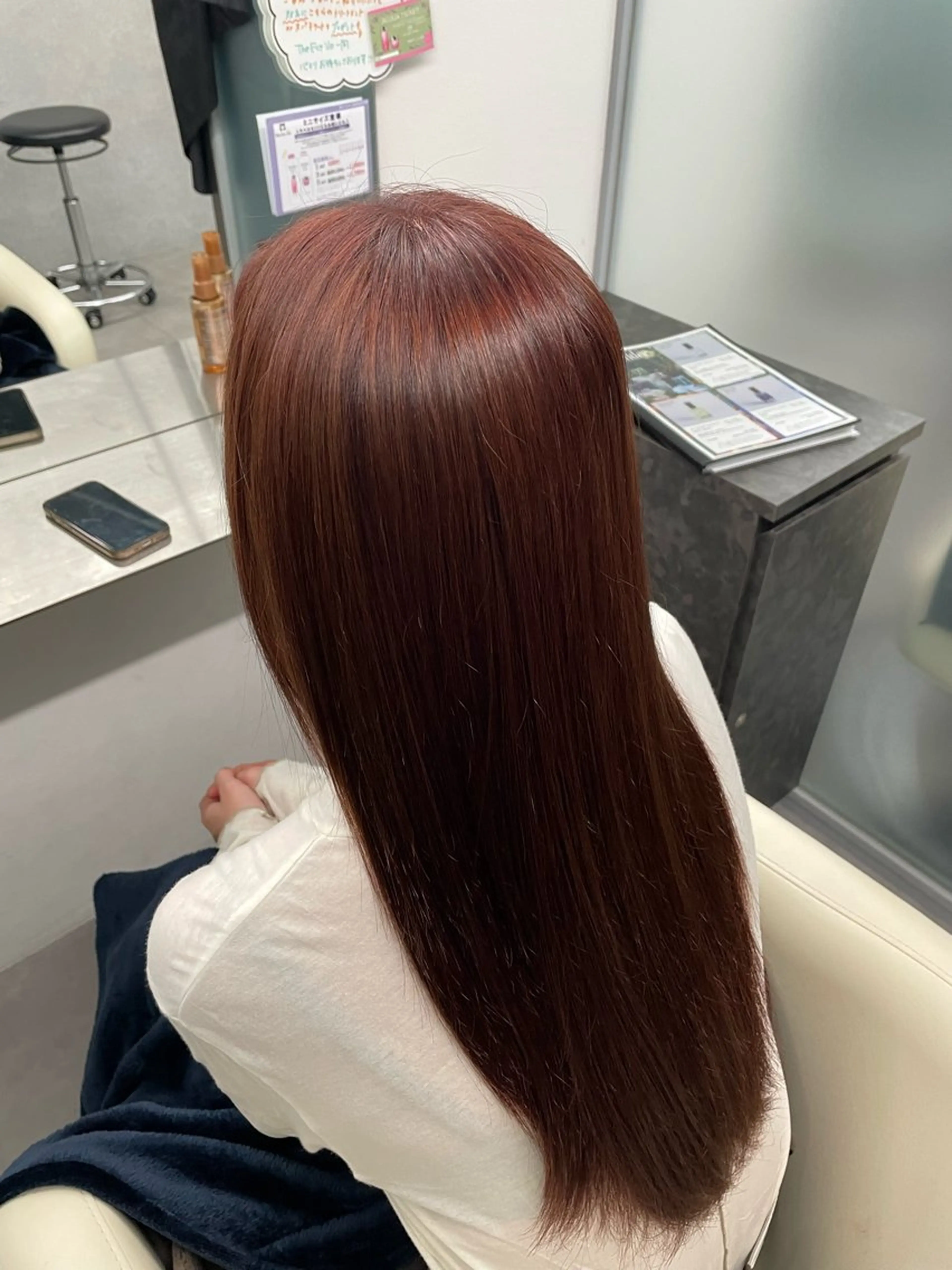 カラー ベージュカラー ブラウンカラー オリーブベージュ レッドカラー ヘアカラー 江坂 林田 蒼生のヘアスタイル