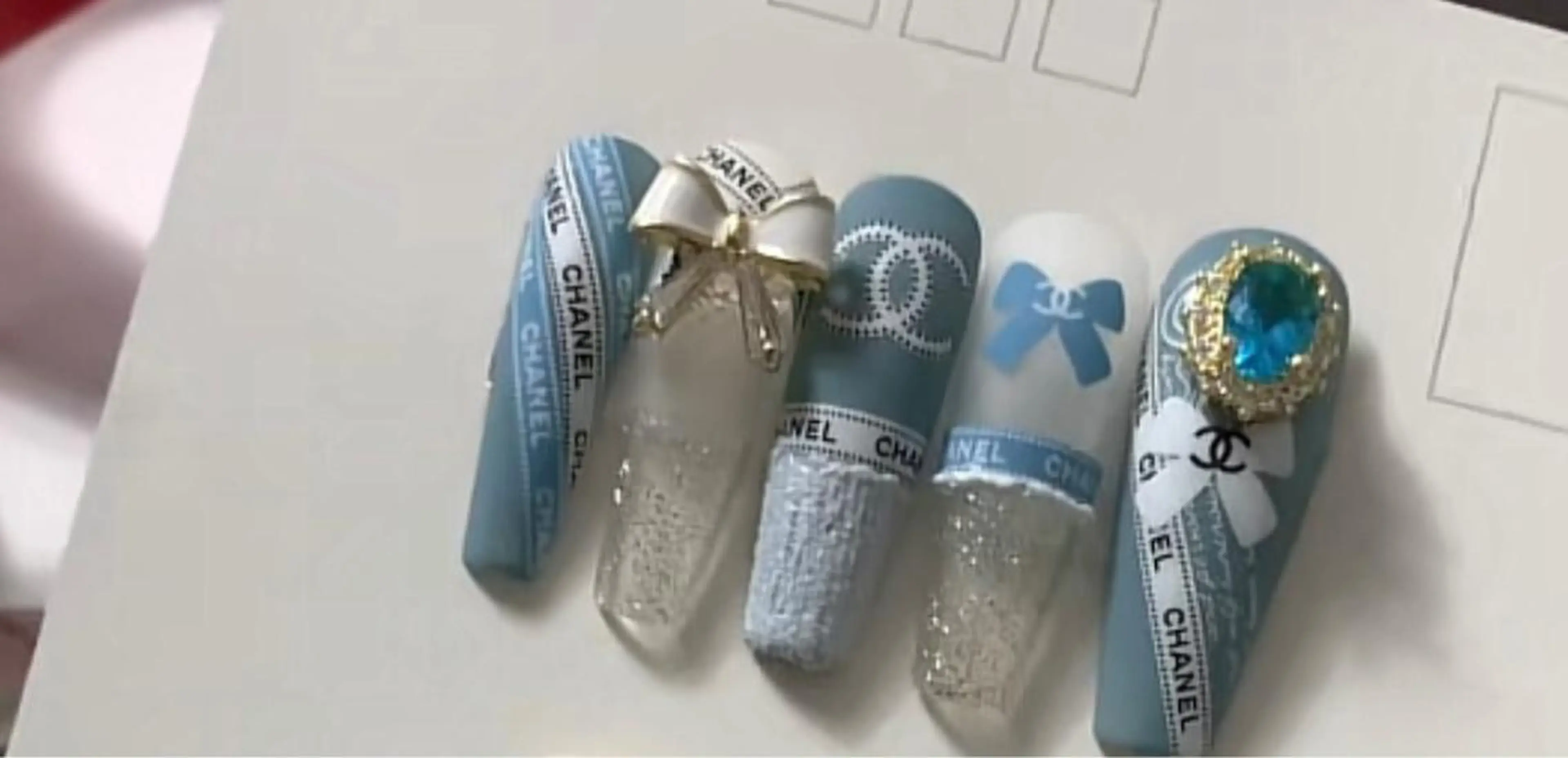 ネイル The Oneのネイルデザイン