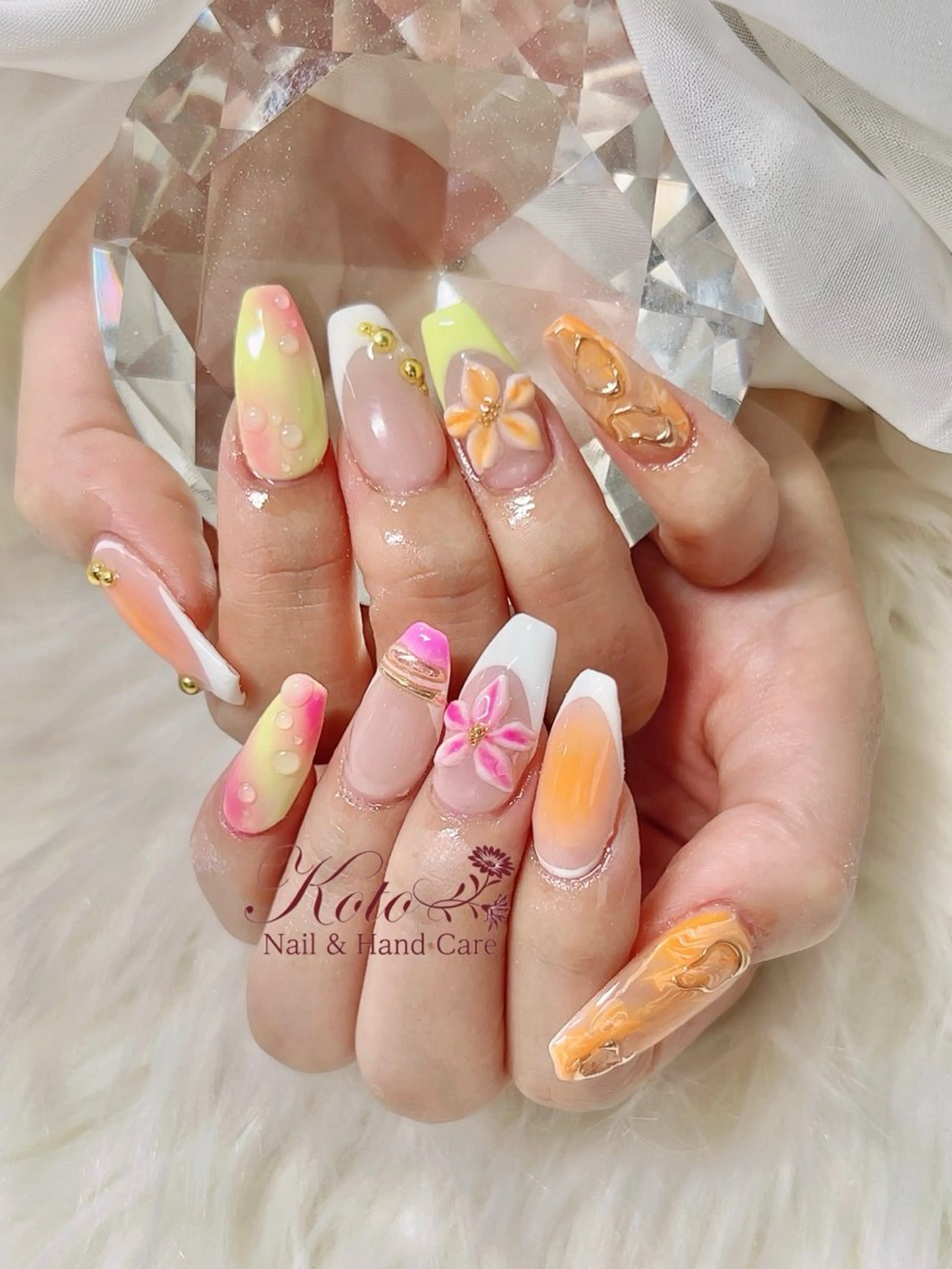 ネイル 長さ出し ジェルネイル 持ち込み ニュアンスネイル 赤色 ハンドネイル Nail Salon KOTOのネイルデザイン