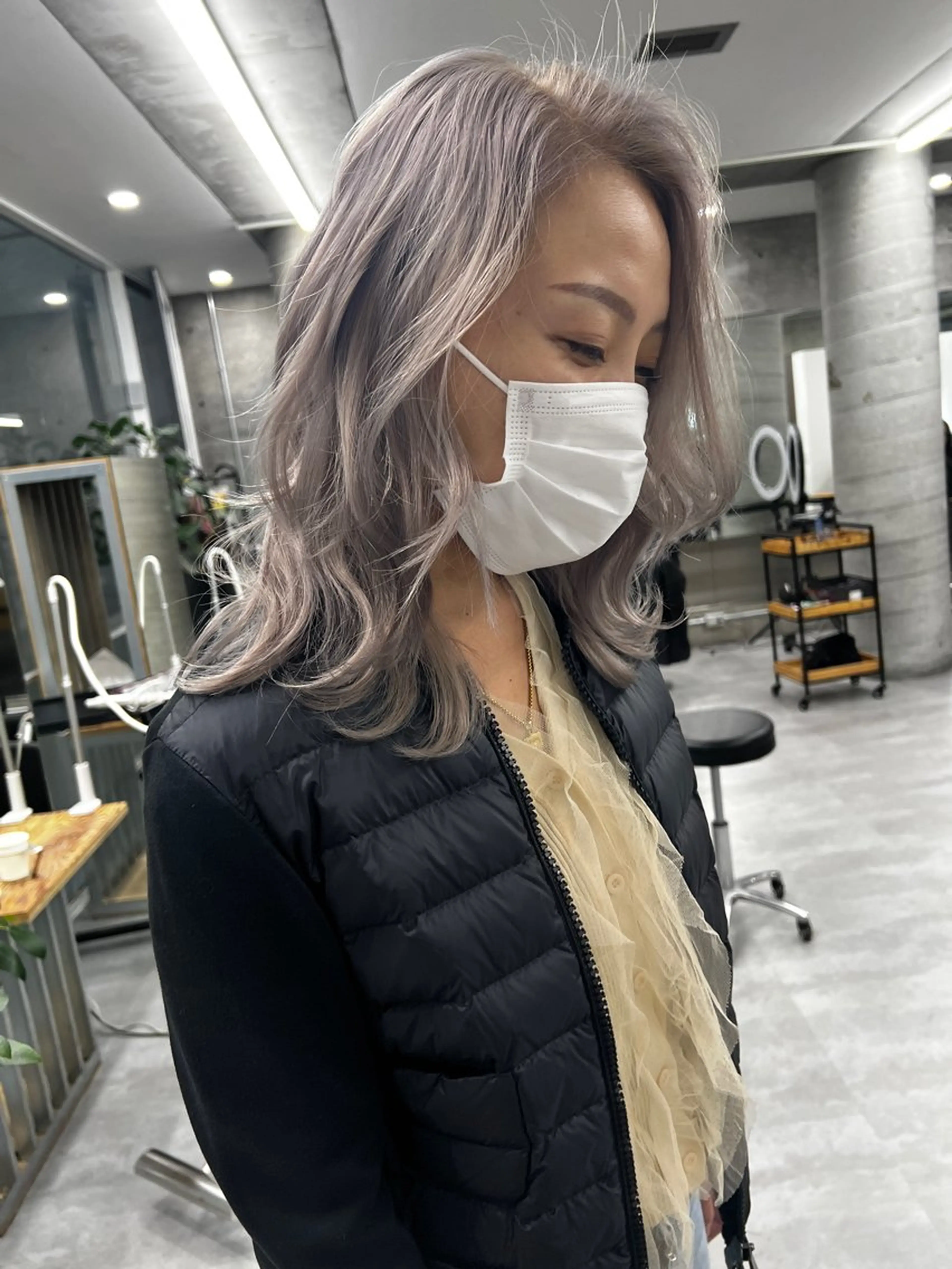 セミロング カラー バレイヤージュ ブリーチ ケアブリーチ ダブルカラー ハイライトカラー welring hair salon所属・welring hair salonのヘアスタイル