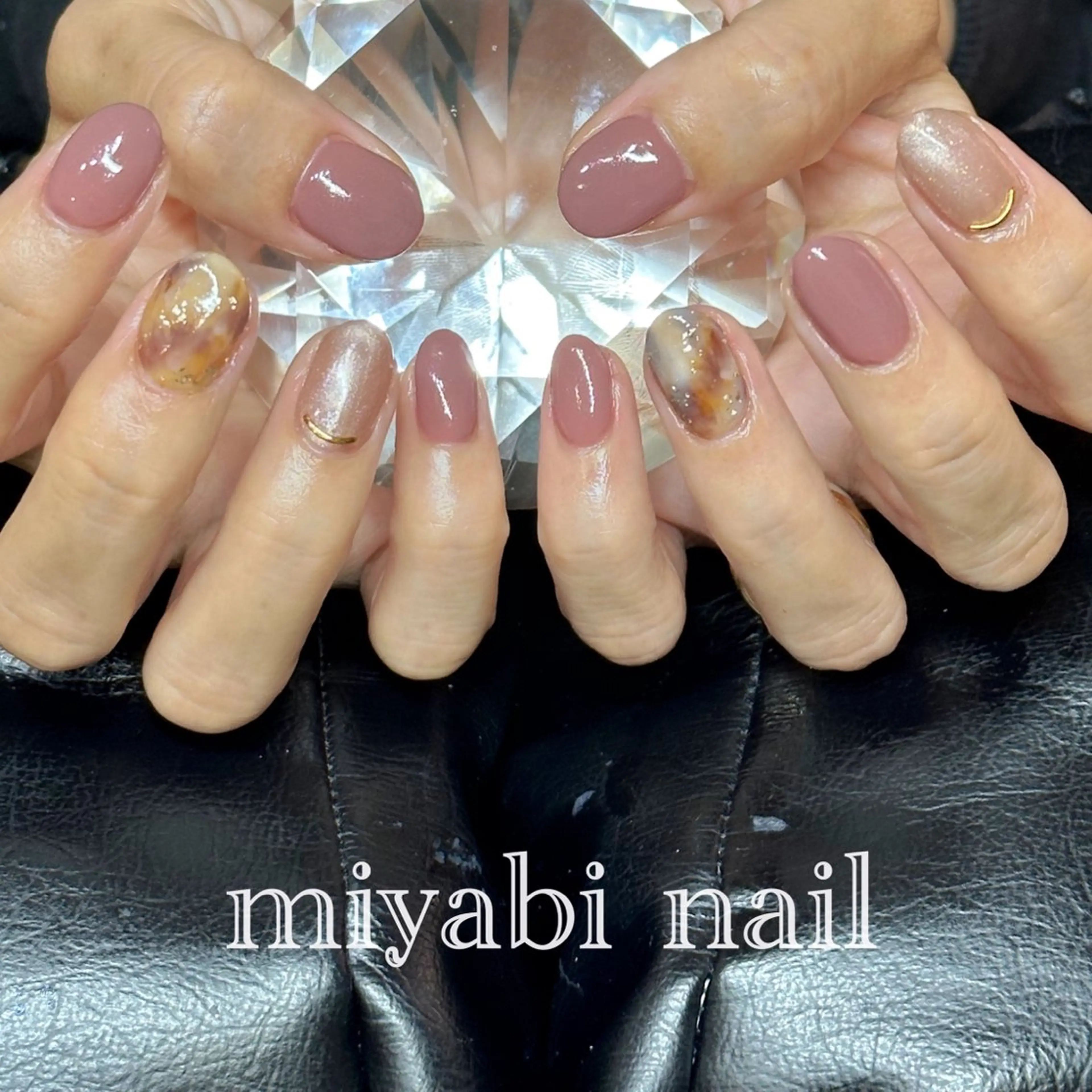 ネイル アートネイル べっ甲ネイル ブラウン ジェルネイル ラメ(グリッター) ハンドネイル miyabi nail 桂川駅近くのネイルデザイン