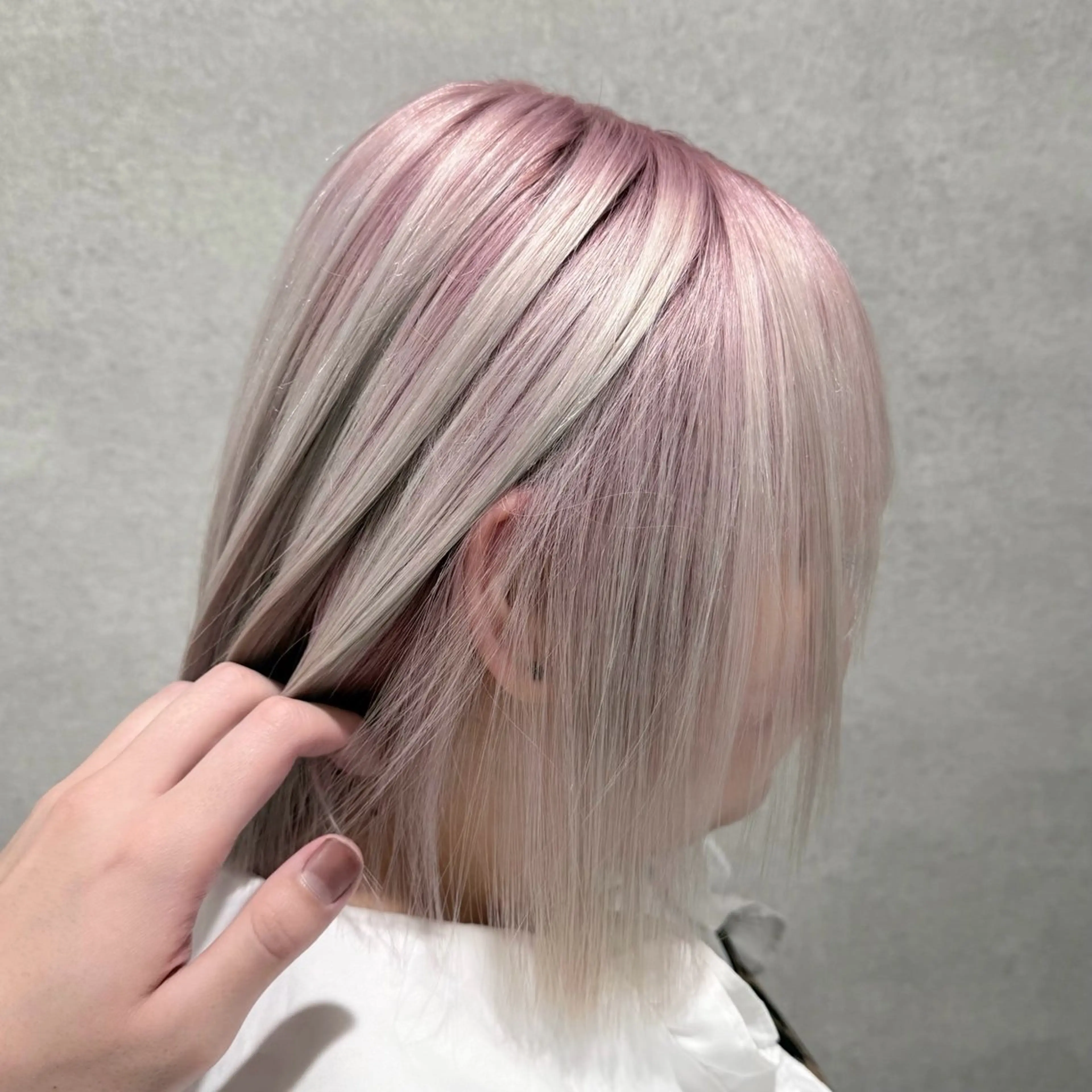 ミディアム ヘアカラー トリートメント SALOWIN札幌大通店所属・‎🤍札幌ハイトーン 🤍シンゴのヘアスタイル