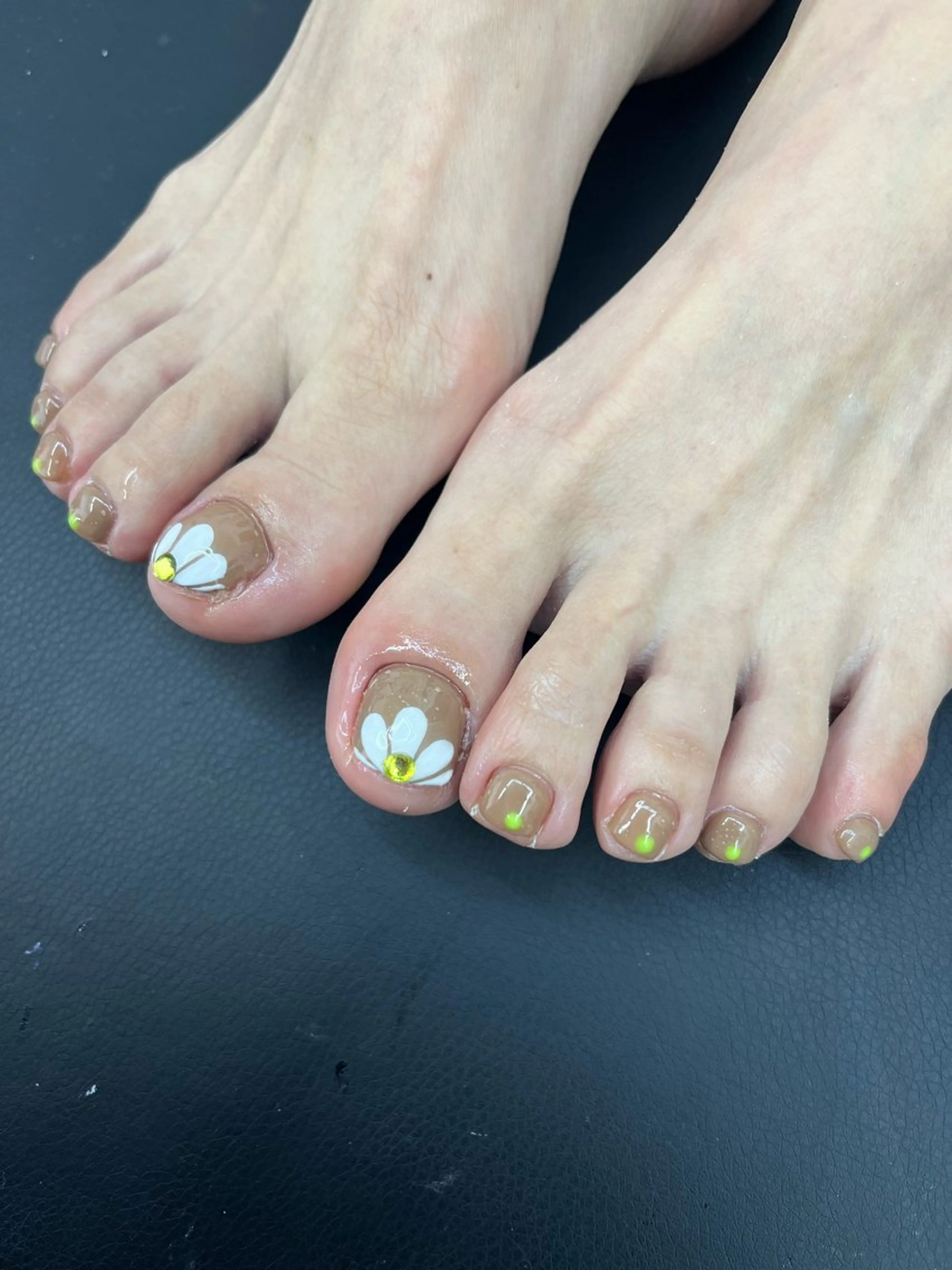 ネイル フットネイル nail salon noaのネイルデザイン