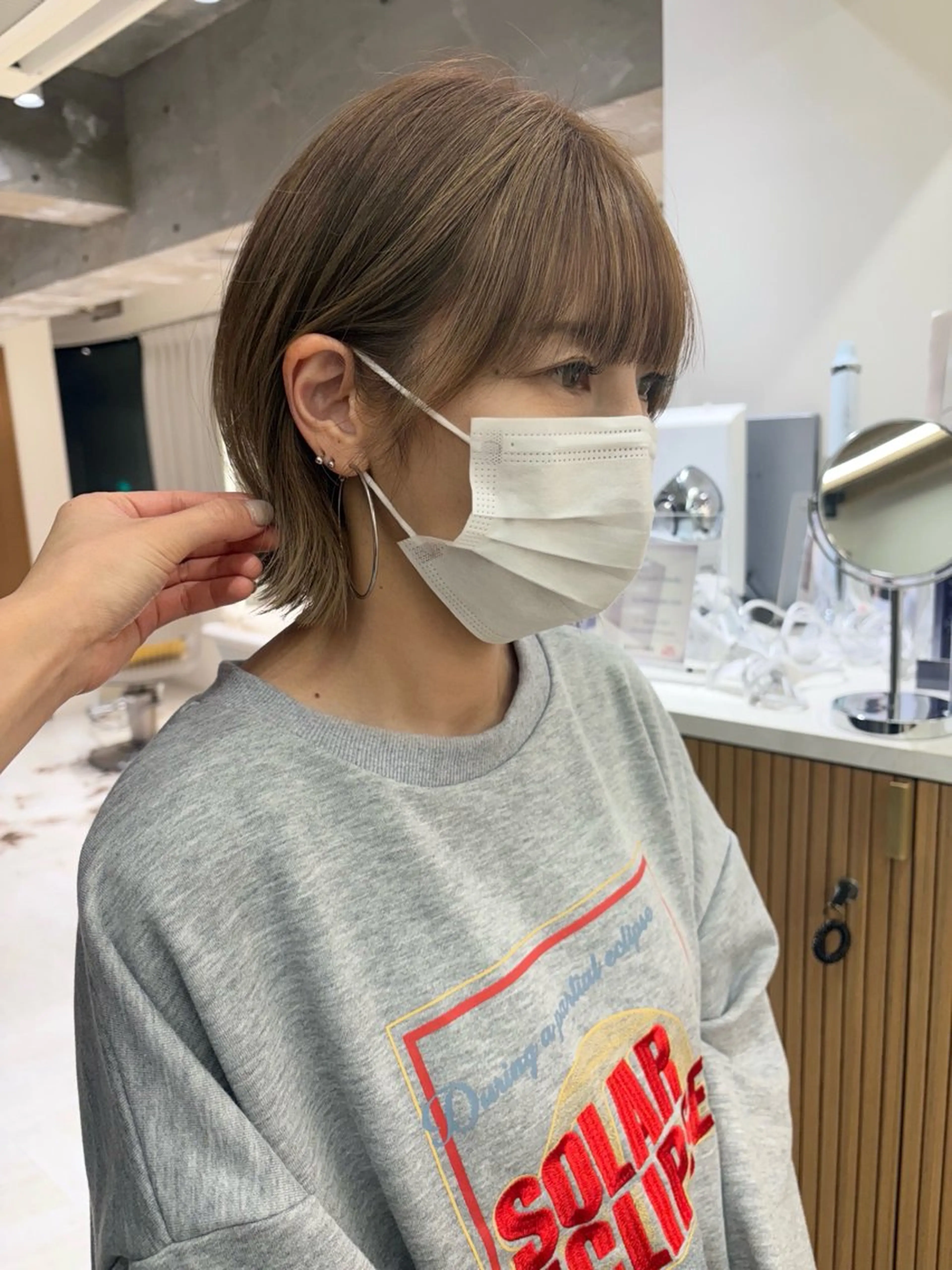 ミディアム ボブレイヤー ボブ 顔周りカット レイヤーカット 小顔カット 💫CONTI⭐️ 船越 凪沙🎪のヘアスタイル