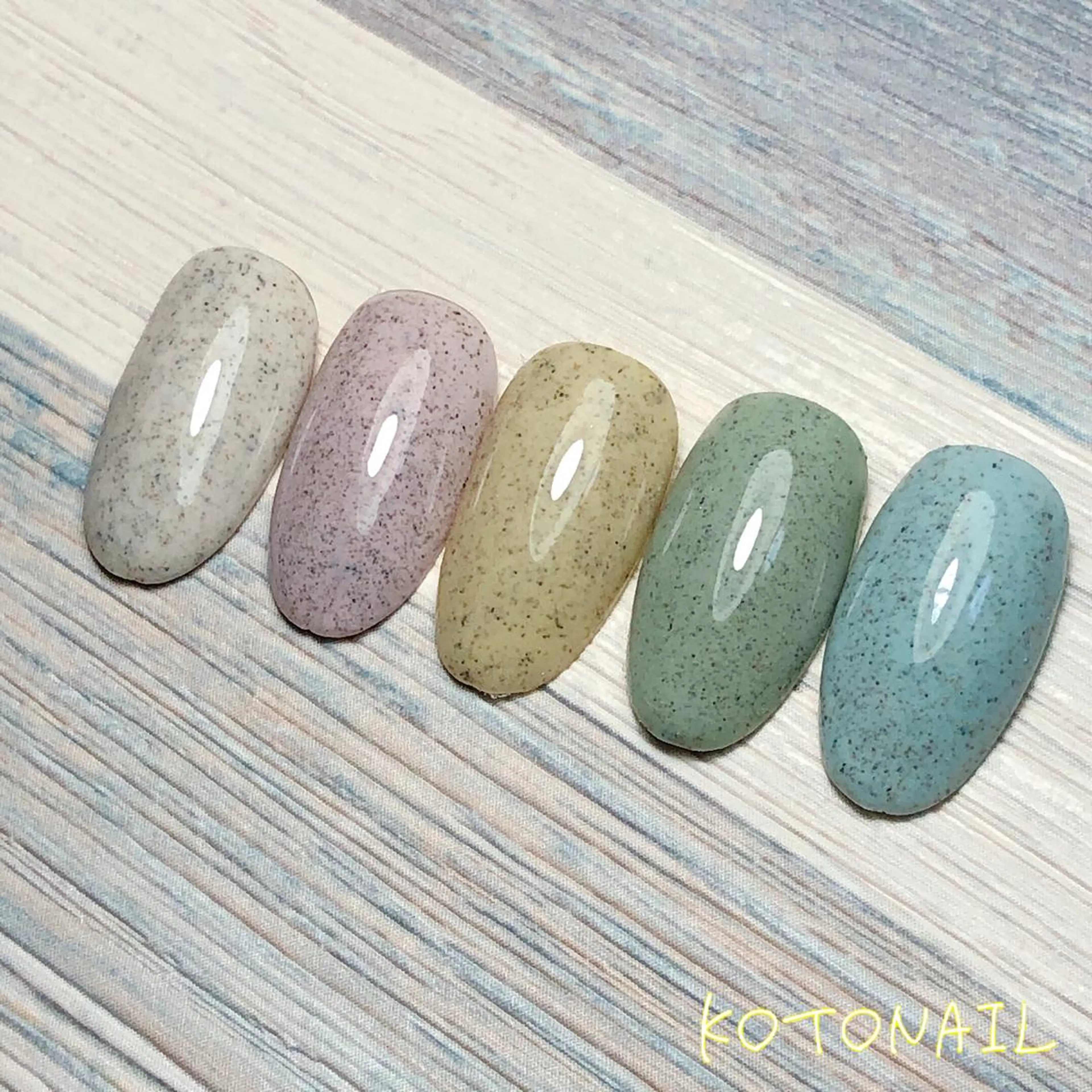 ネイル ジェルネイル ワンカラーネイル ハンドネイル koto nailのネイルデザイン