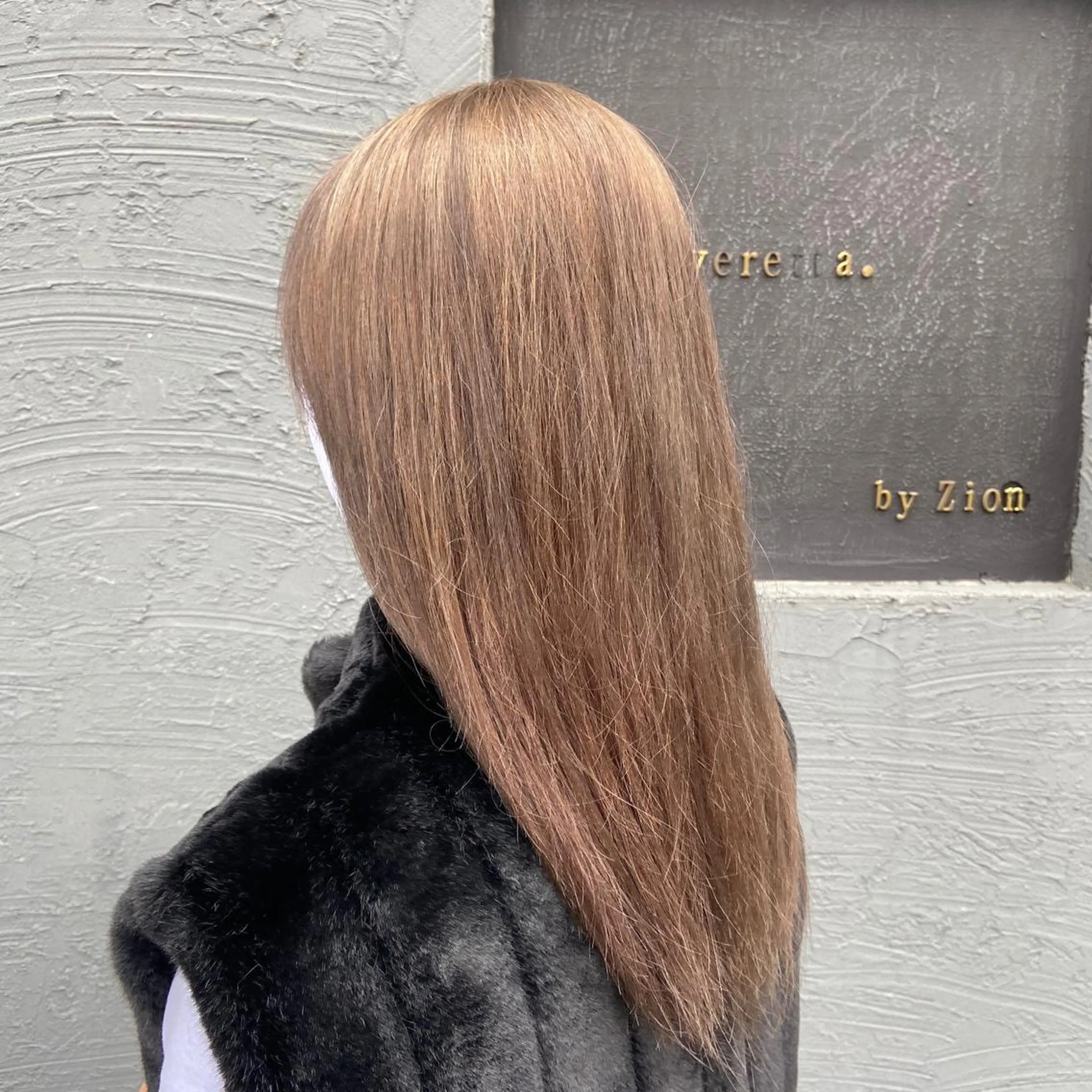ロング カラー 馬場 瑞穂のヘアスタイル