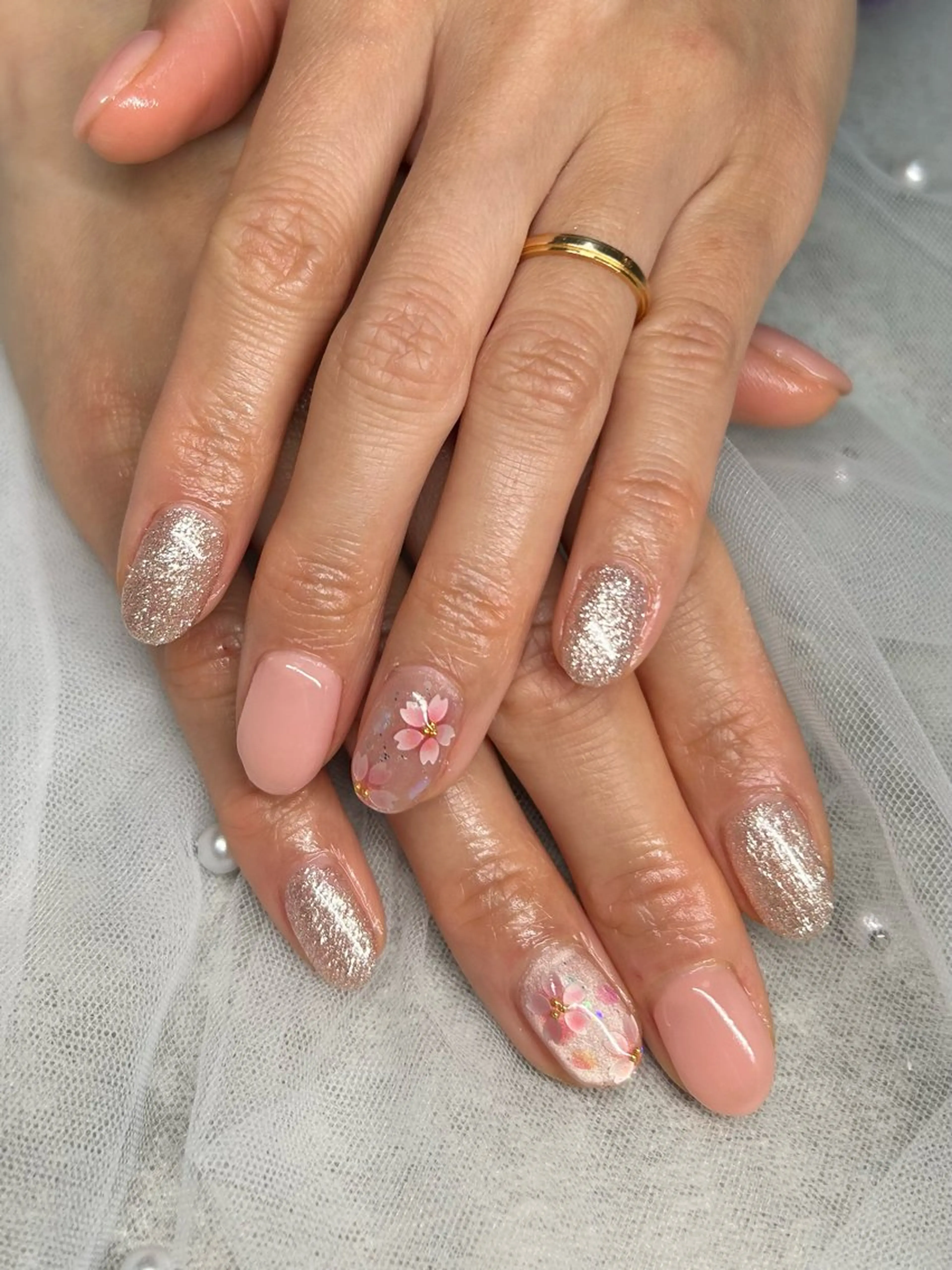 ネイル ホログラムネイル ハンドネイル ten nail salon　かえでのネイルデザイン