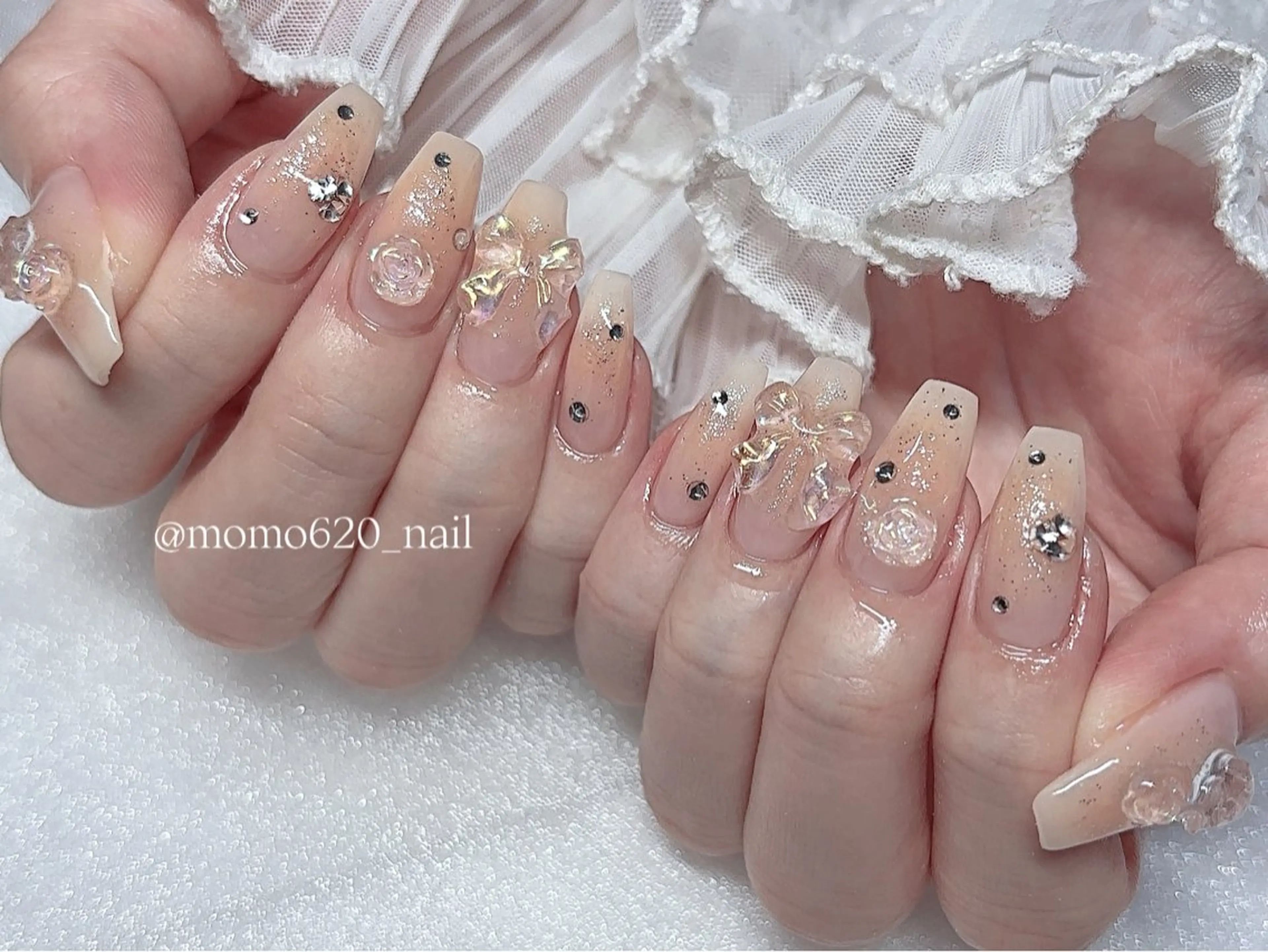 ネイル チークネイル オレンジ ハンドネイル nailsalon moca 堀江店所属・moca堀江店 momokaのネイルデザイン