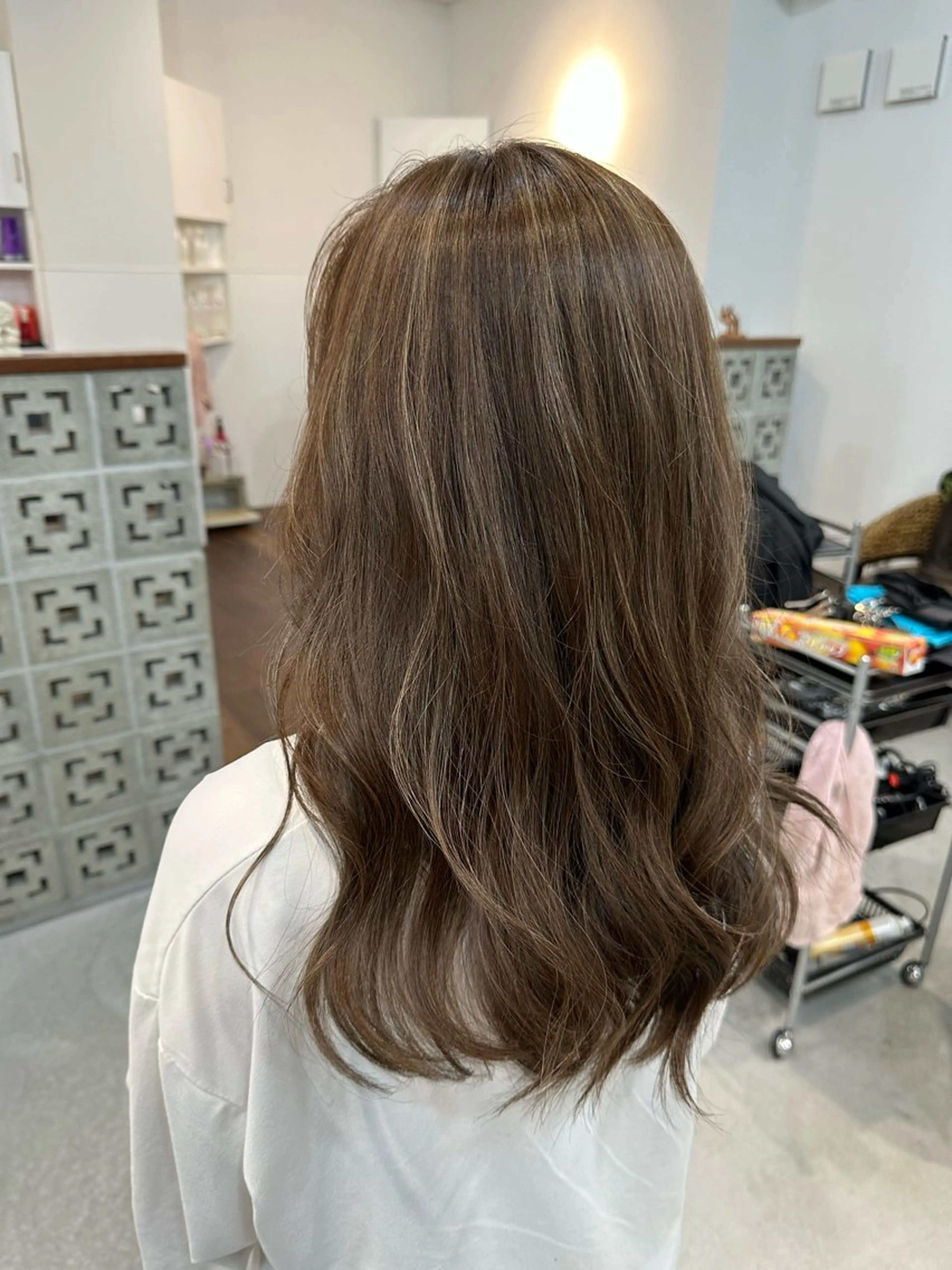 ロング カラー ハイライトカラー 外国人風カラー ハイライト カット ヘアカラー トリートメント カイリ /レイヤーカットのヘアスタイル