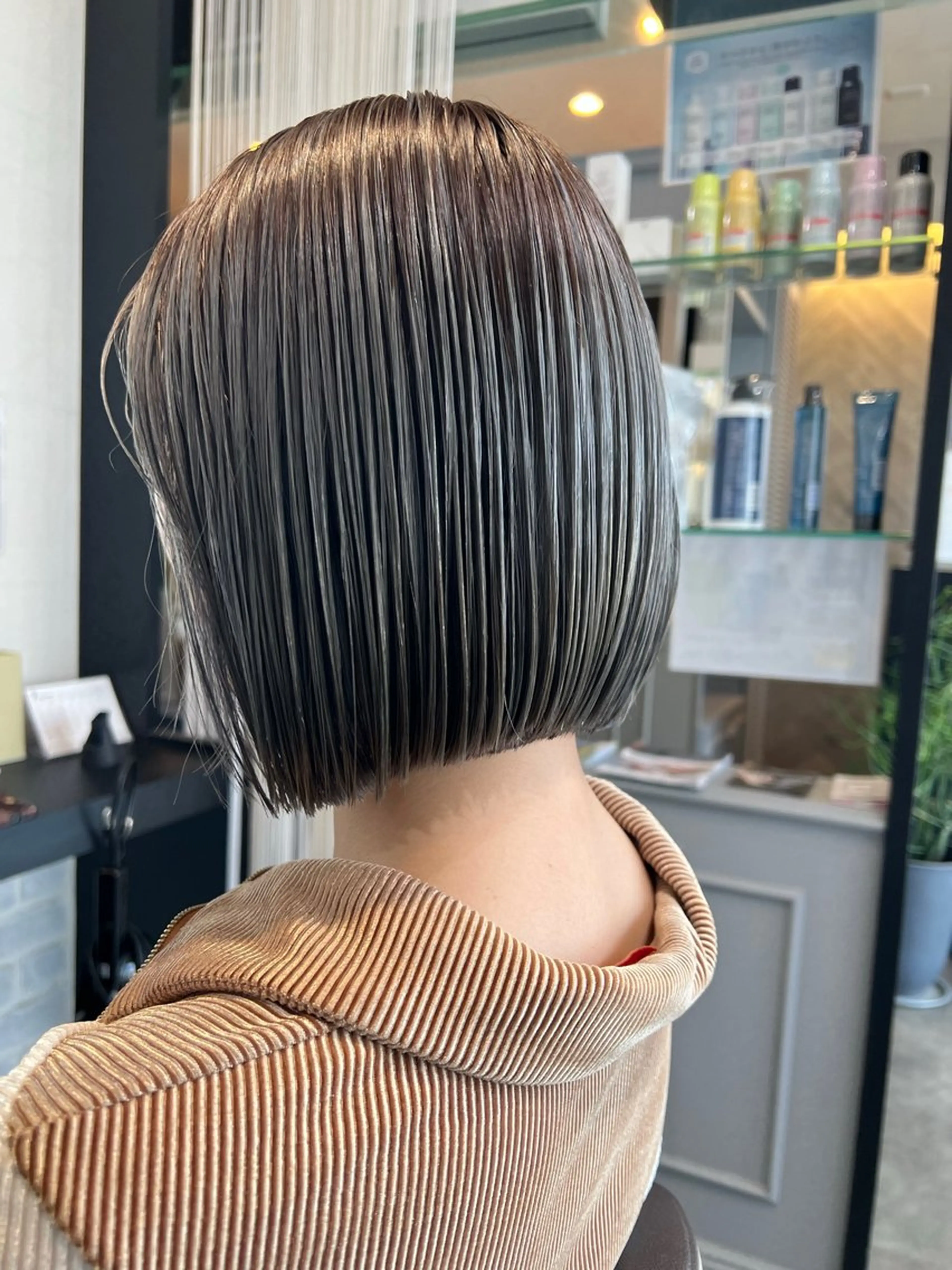 ショート カット ヘアカラー 川村 綾のヘアスタイル