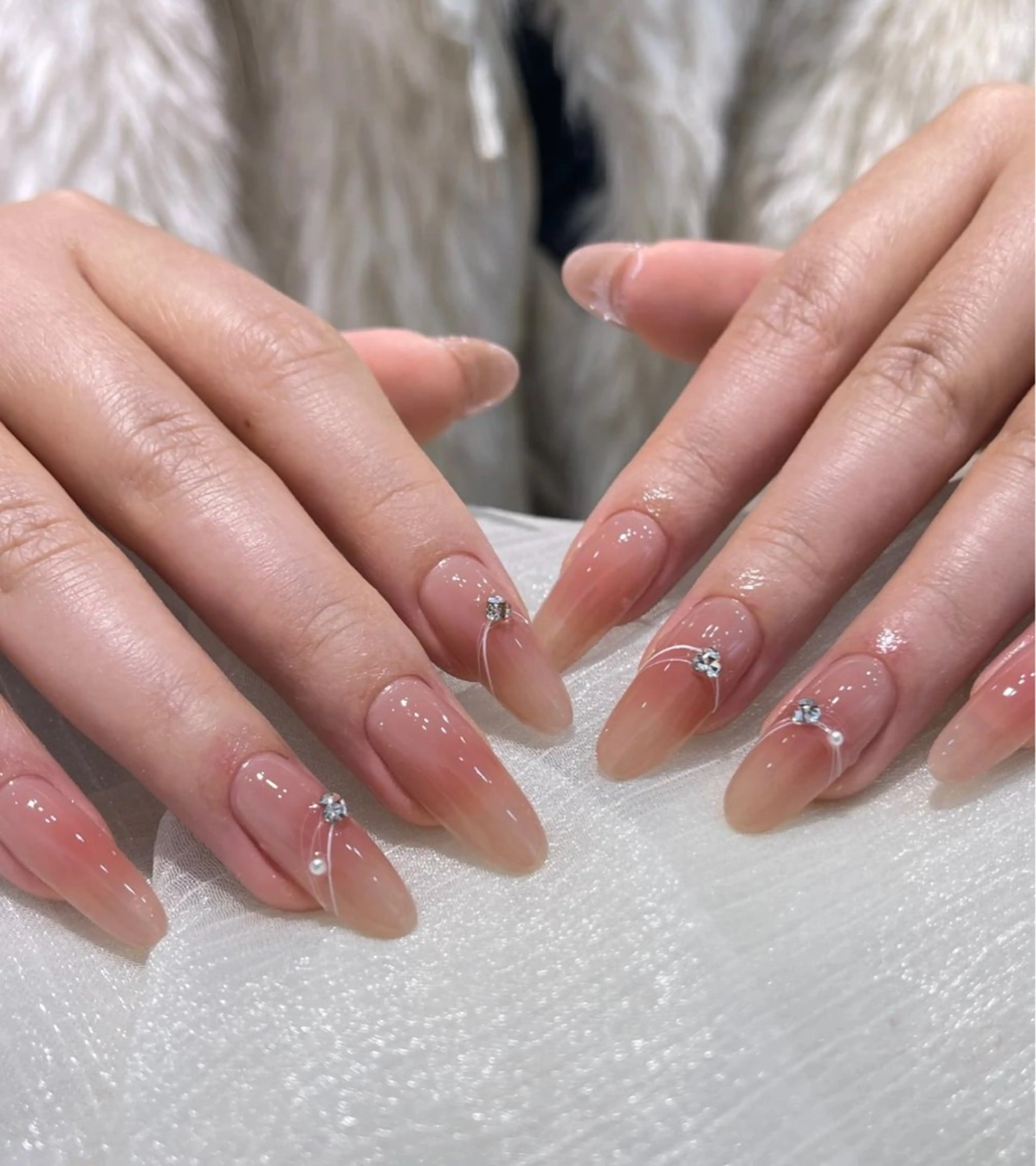 💕💅【初回オフ無料・自爪】シンプルメニュー持ち込みデザインアート（3-4本まで）7日以内し無料の写真