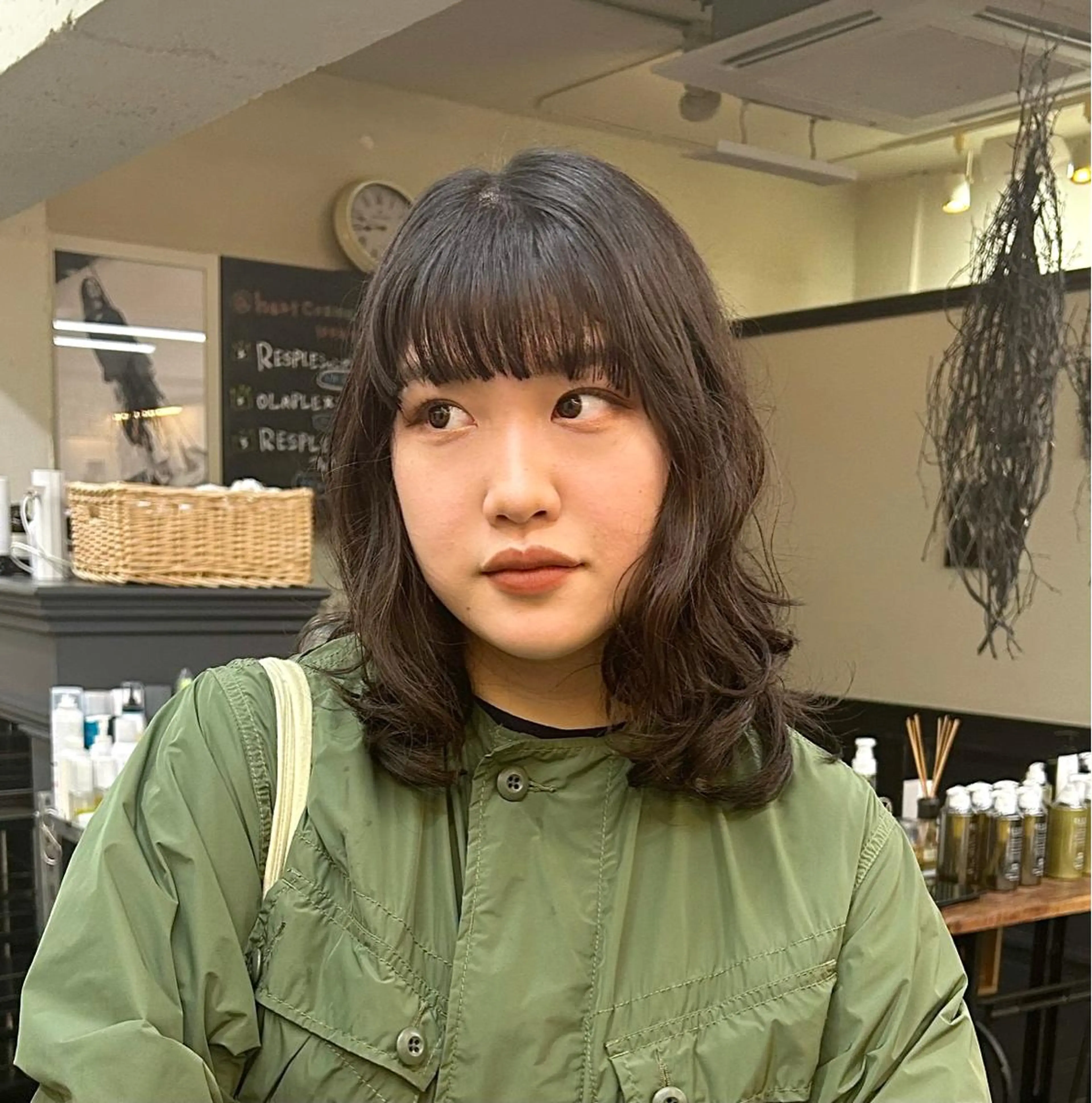 ミディアム カラー ユメナ ̖́-のヘアスタイル