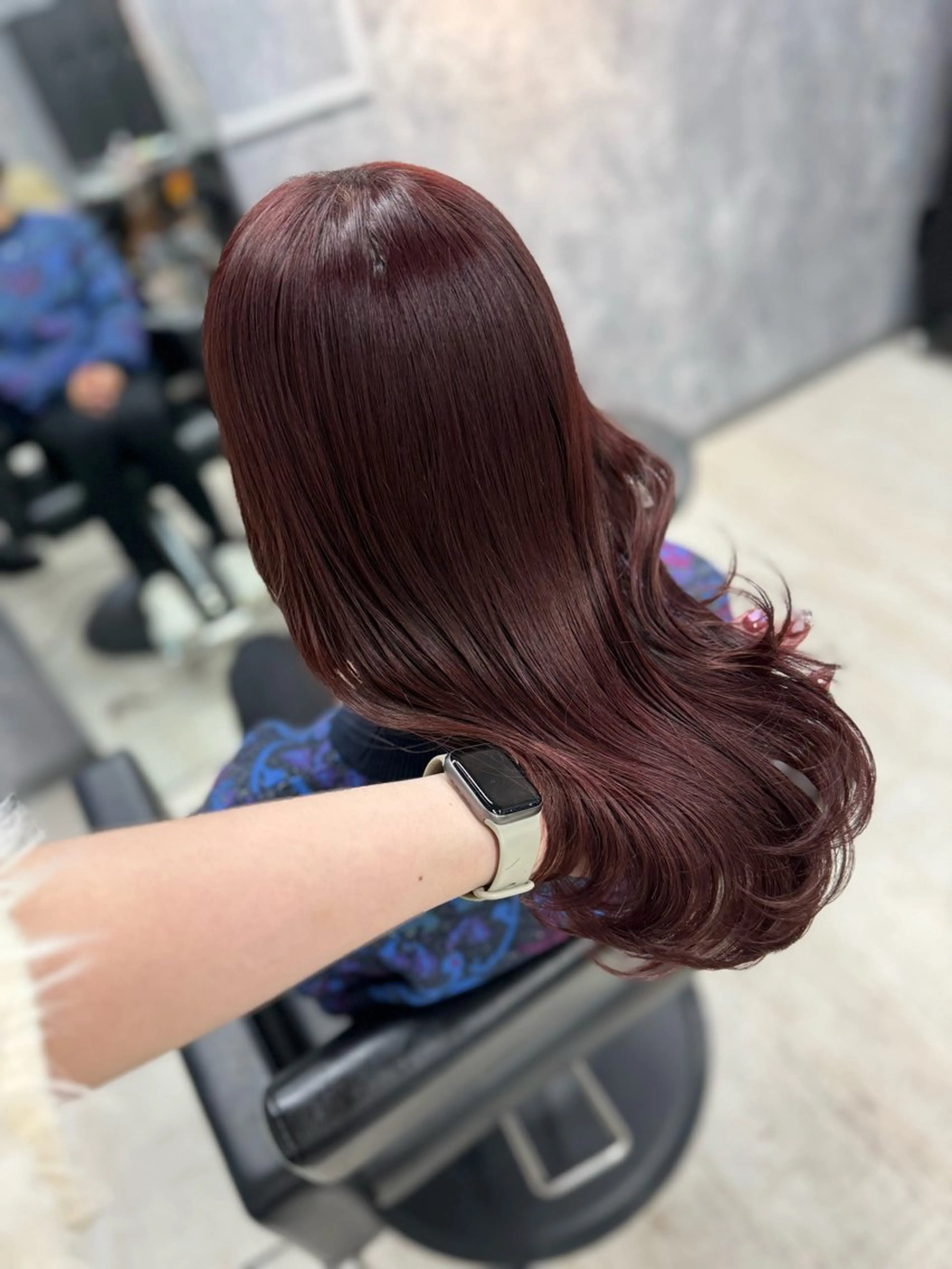 セミロング カラー ブラウンカラー ピンクカラー ピンクブラウン カット ヘアカラー トリートメント .ico所属・宮城 ほのかのヘアスタイル