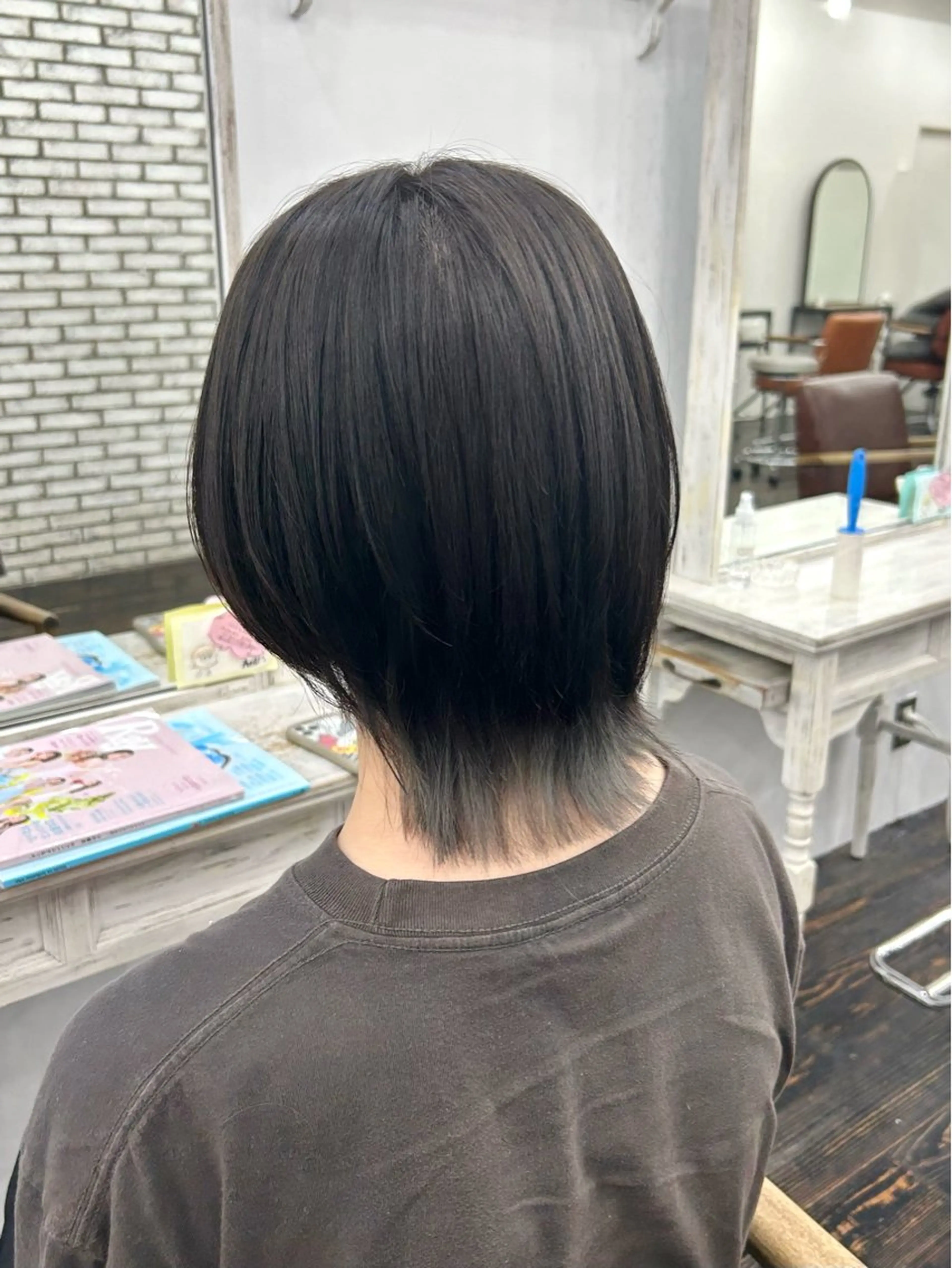 ミディアム カラー カット ヘアカラー トリートメント レイヤーカット韓国 暖色⭐︎KANAKOのヘアスタイル