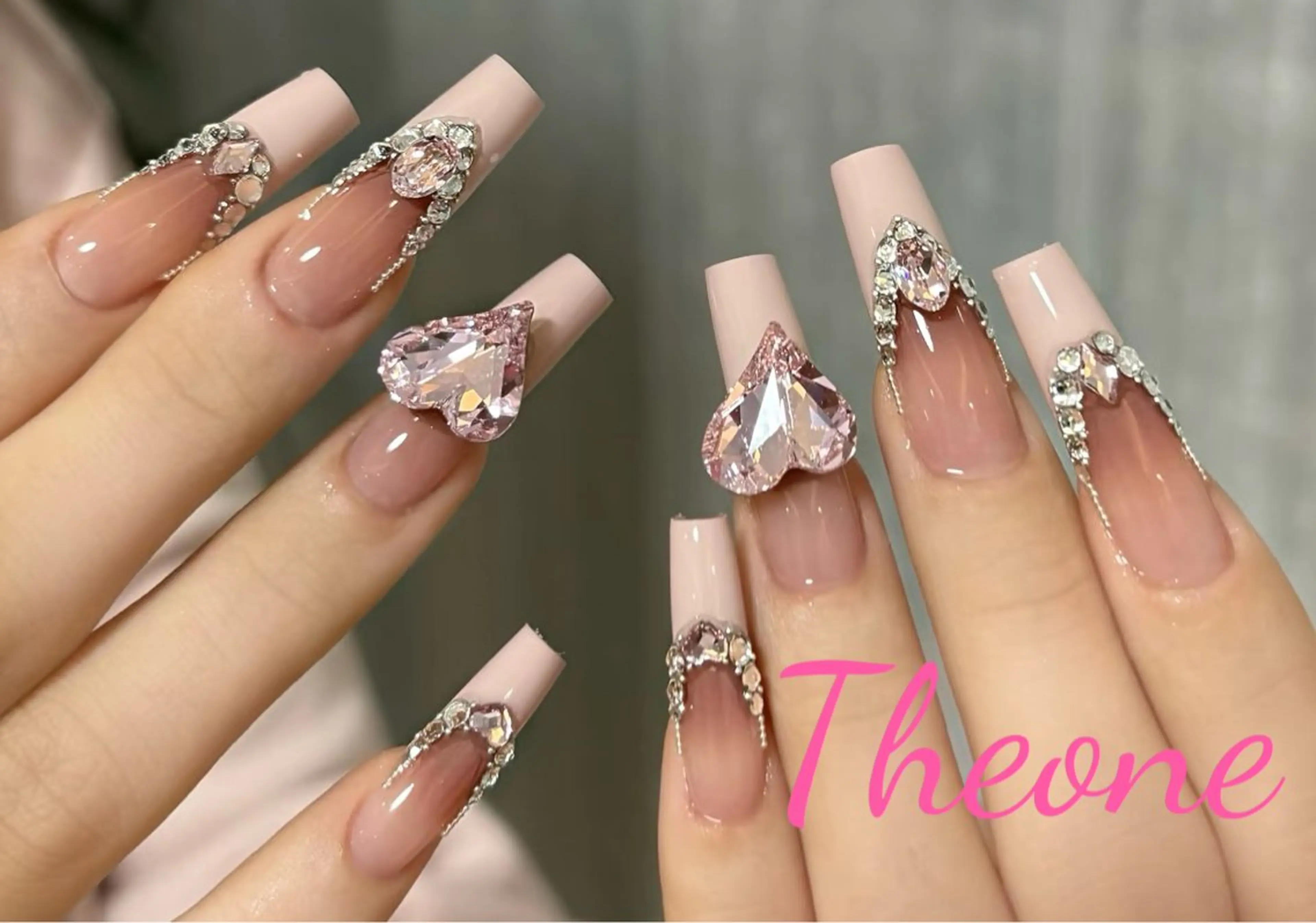 ネイル THE ONE 山本のネイルデザイン
