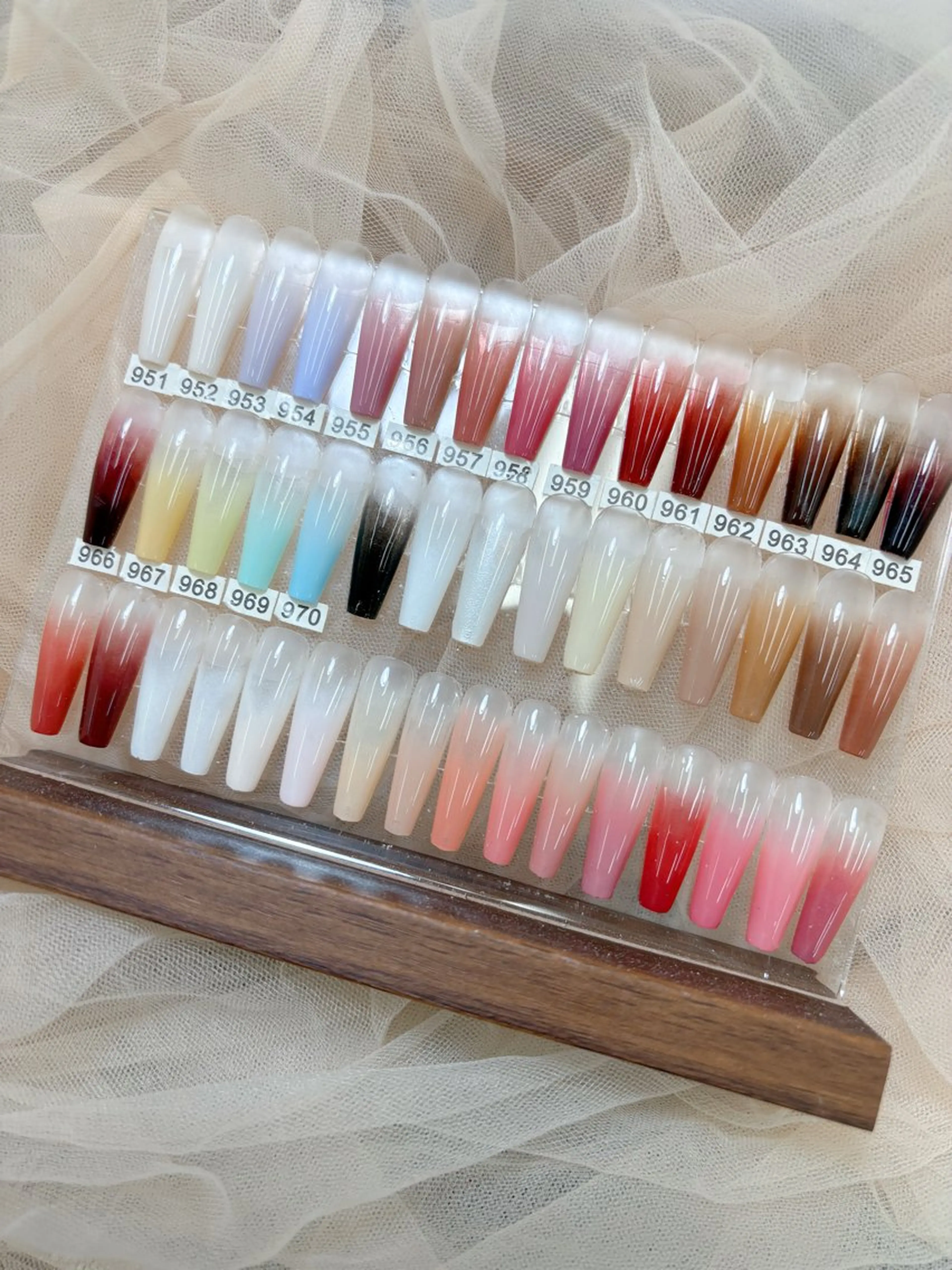 💅ジュニアネイリスト💗大人上品カラーグラ·ベビーブーマーコース【新規オフ無料】💅ハンドネイルの写真