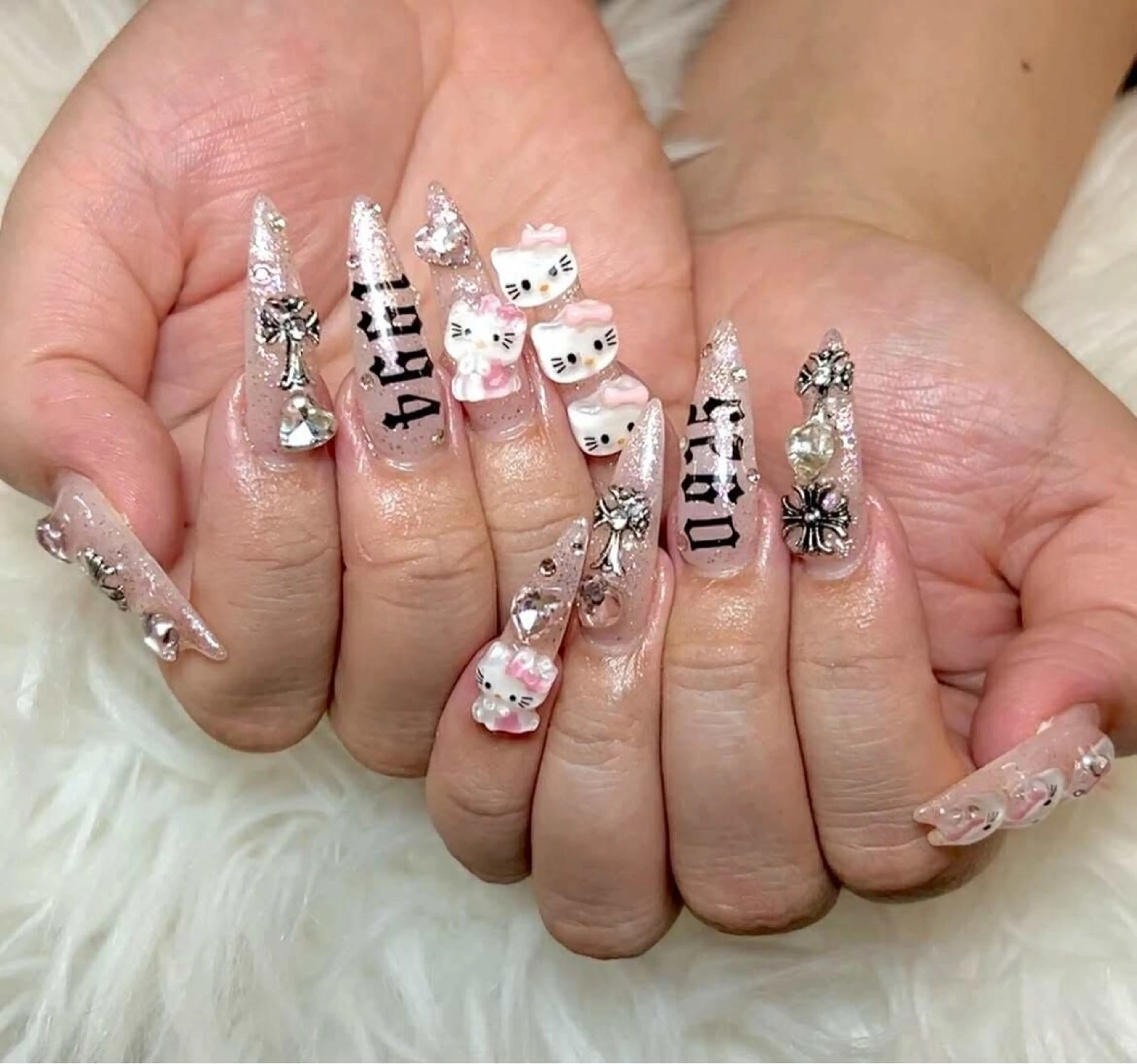 ネイル ハンドネイル ハンドケア Anh Nail 歌舞伎町のネイルデザイン
