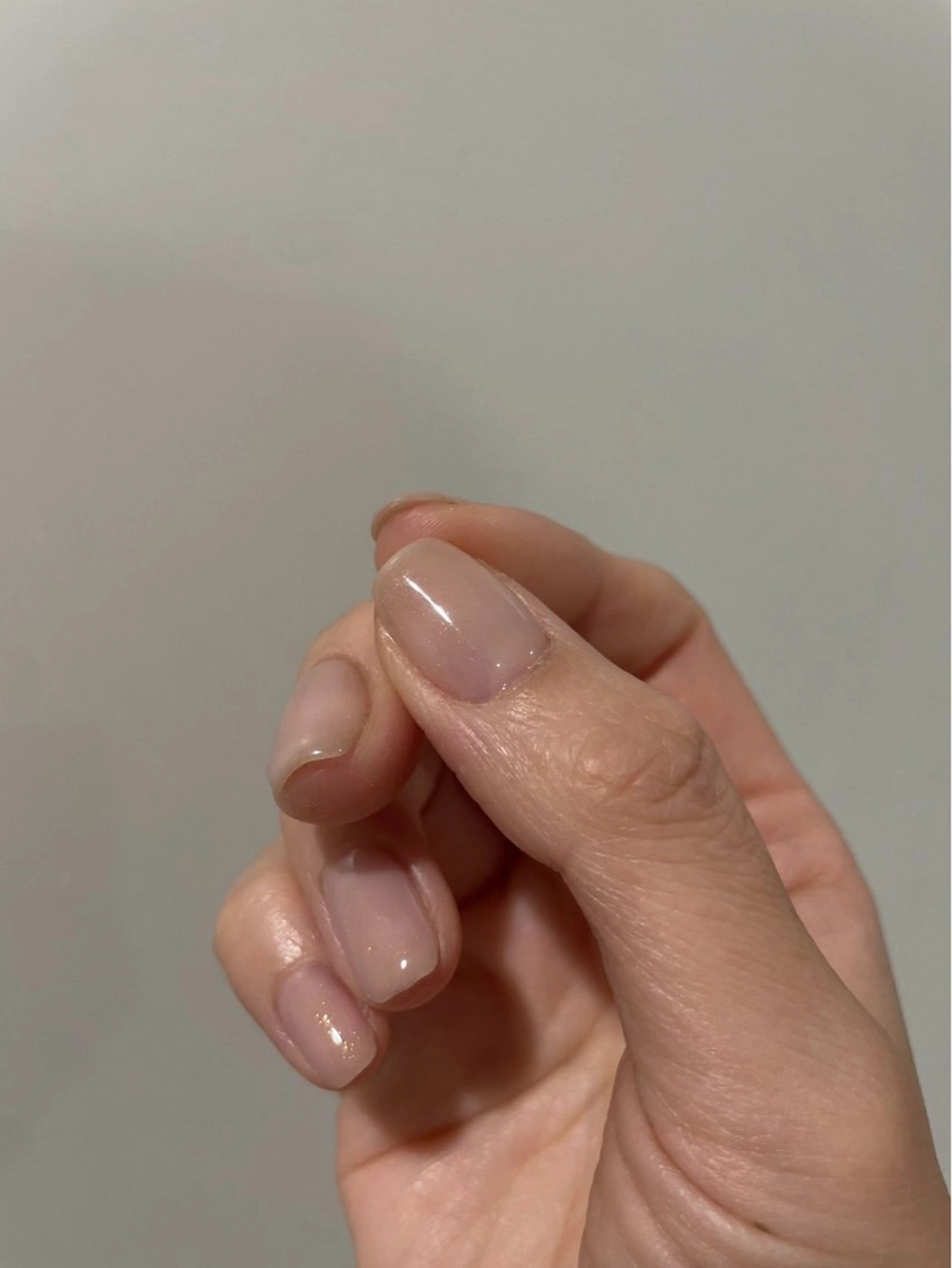 ネイル ラメ(グリッター) オフィスネイル quro.n立川店所属・quro.n ☕️mariのネイルデザイン