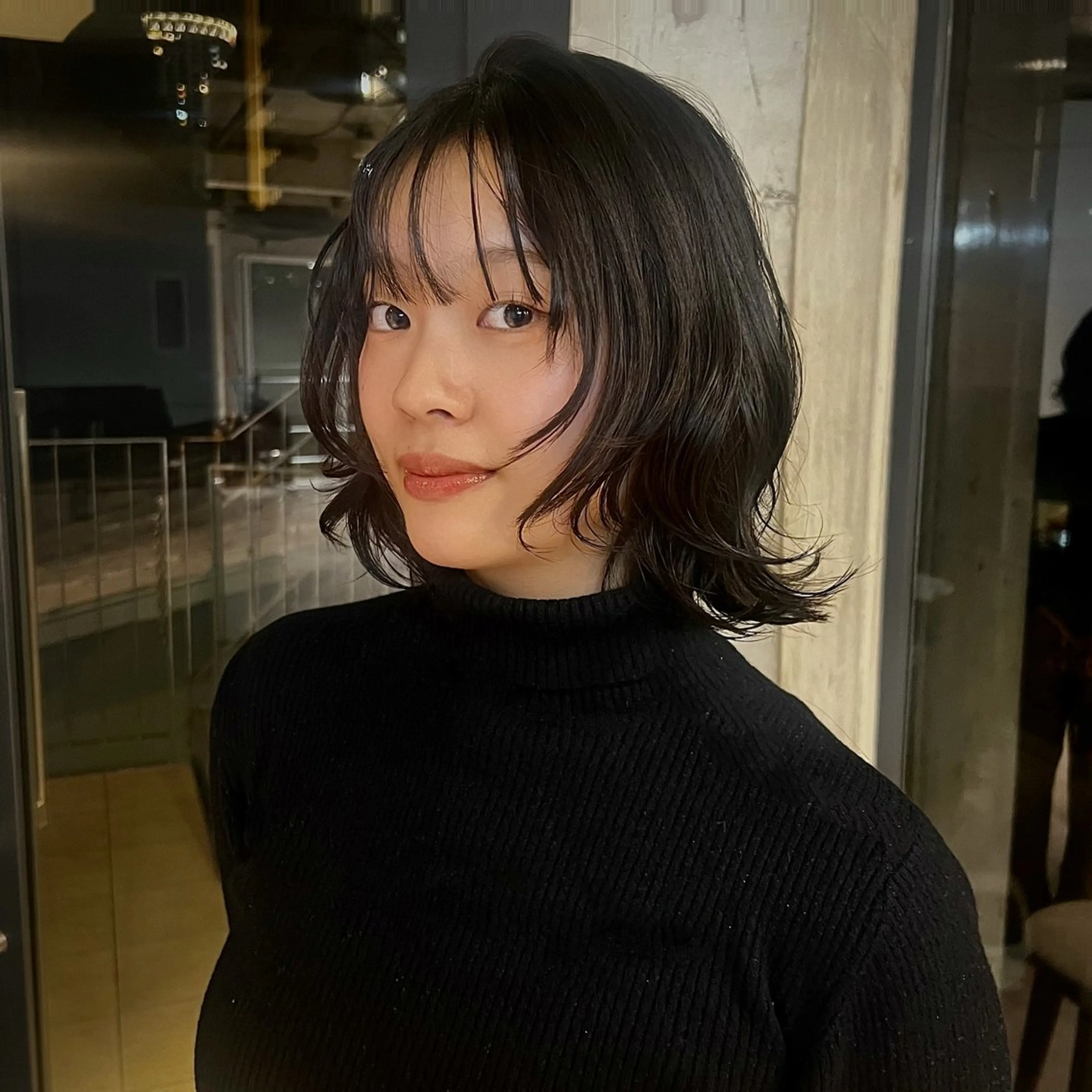 ミディアム yuri/中目黒 /レイヤー/ボブのヘアスタイル