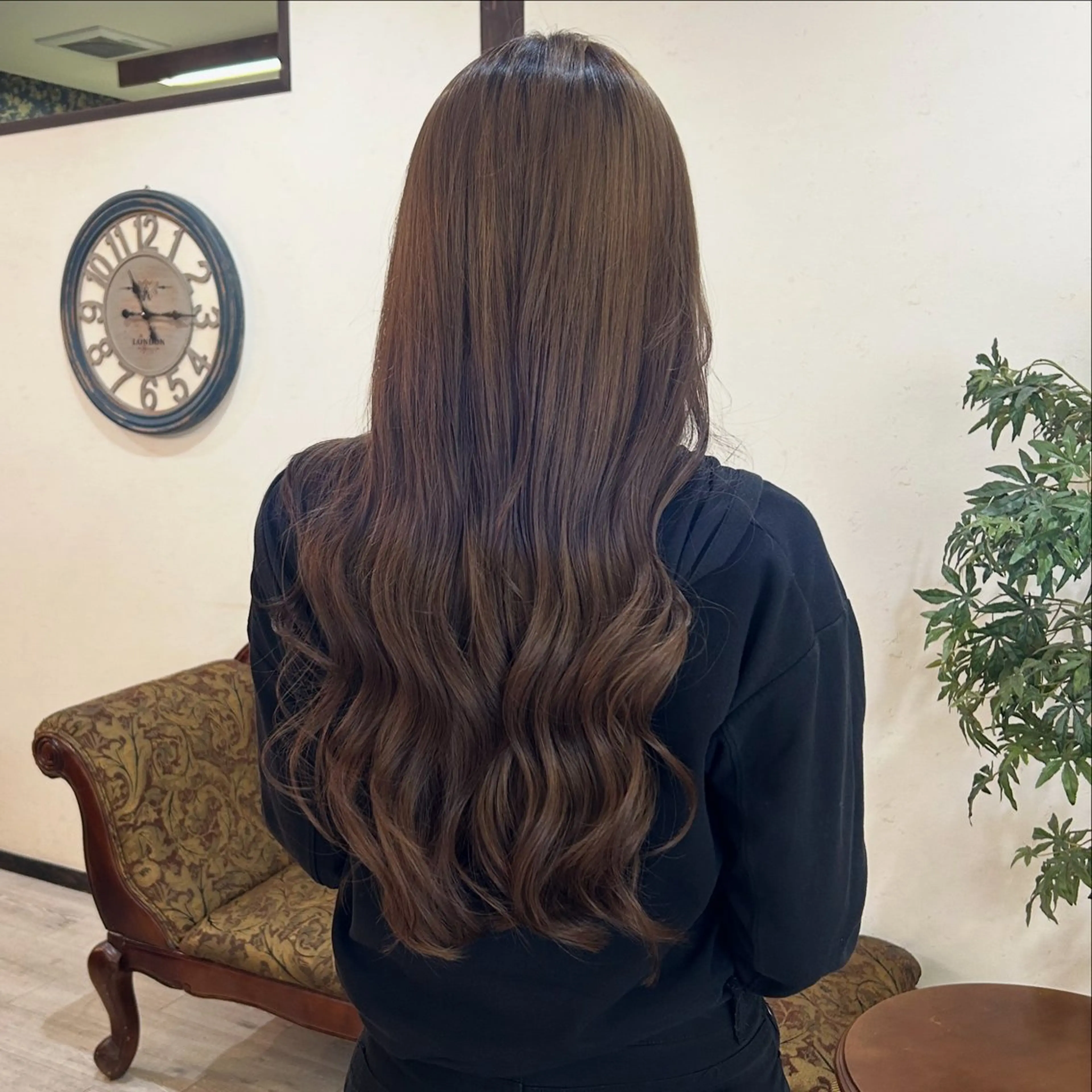 ロング カラー 赤星 さえのヘアスタイル
