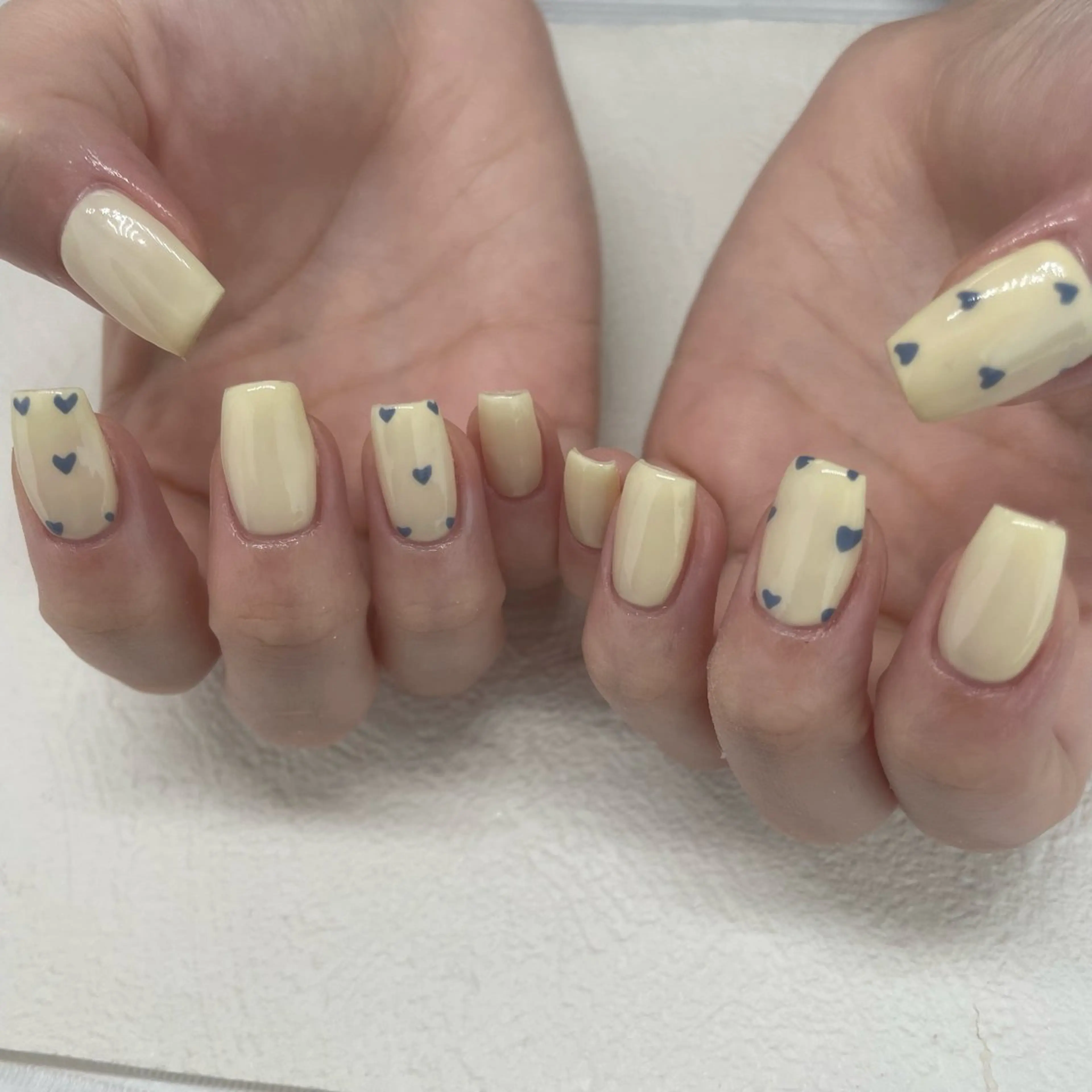 ネイル ハンドネイル Ada立川店🫧宮田 美桜のネイルデザイン