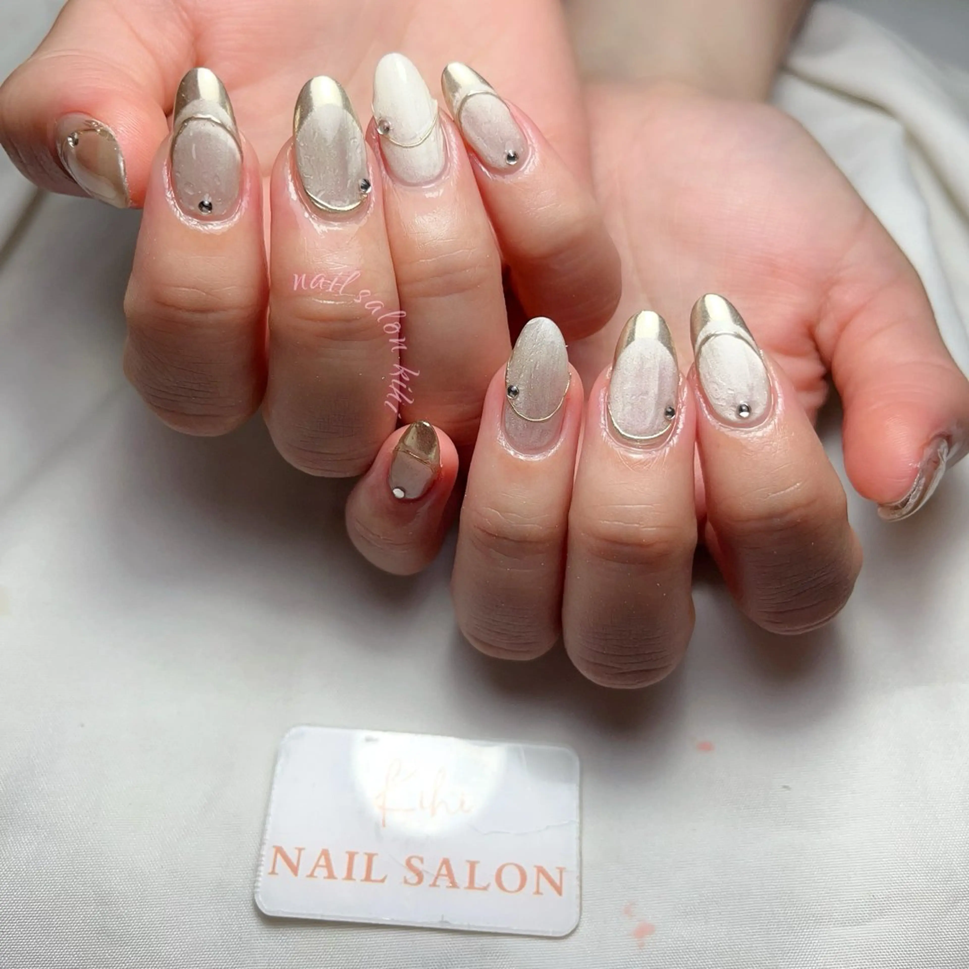 ネイル アートネイル フレンチネイル ジェルネイル グラデーション 韓国ネイル ハンドネイル ハンドケア さくら💮💮 【オフ無料】のネイルデザイン