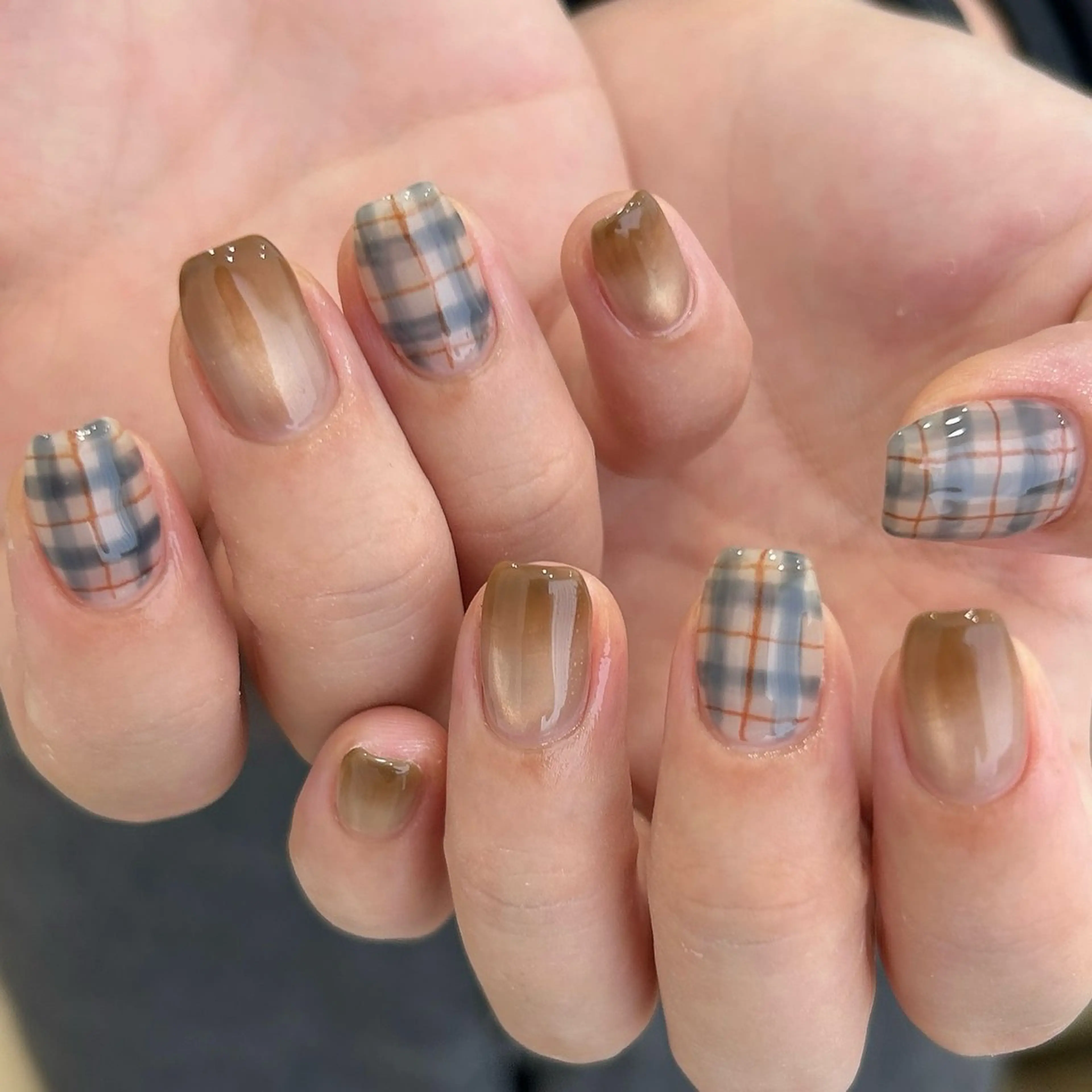 ネイル ATENA momokaのネイルデザイン