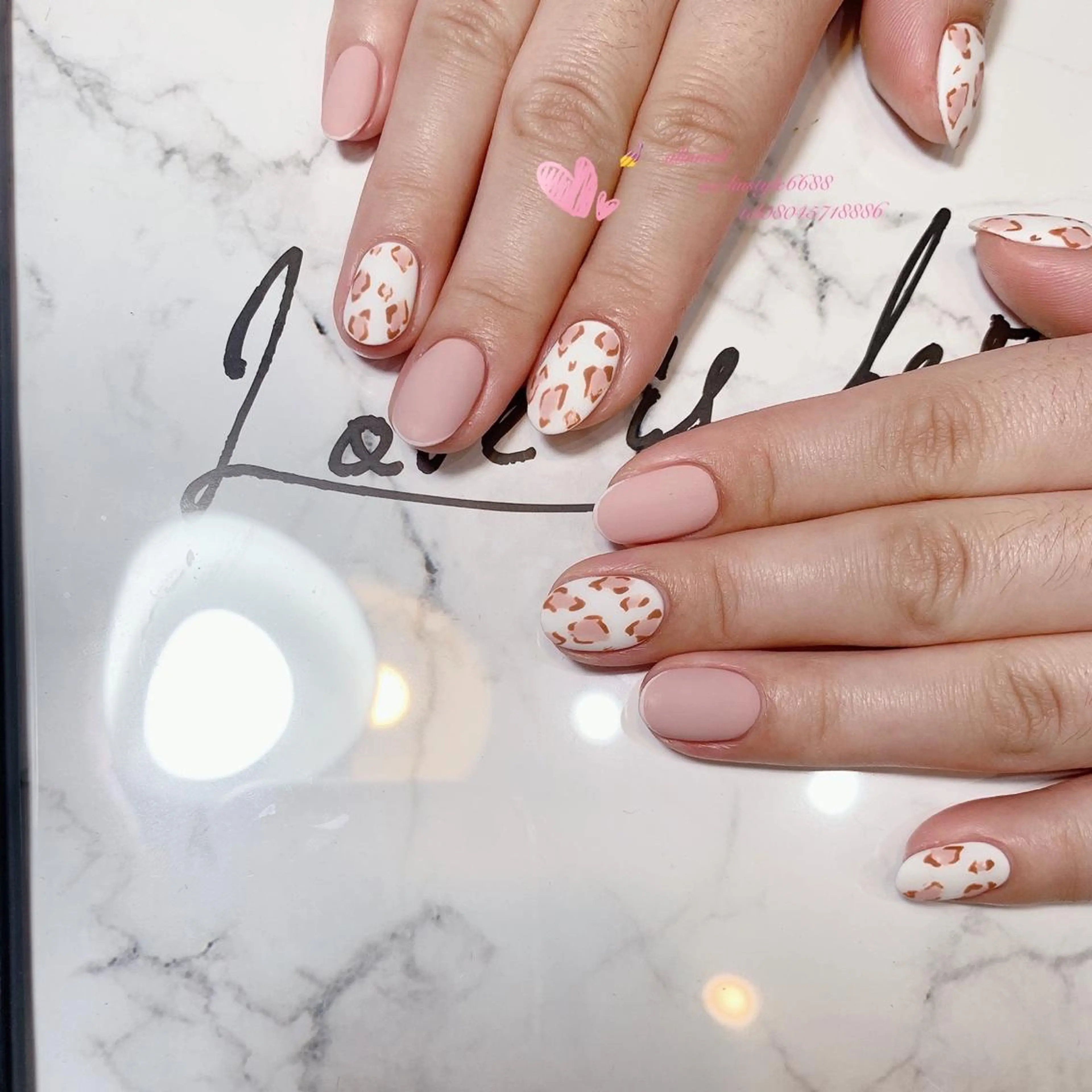 ネイル ネイルサロン 9Carats神田のネイルデザイン