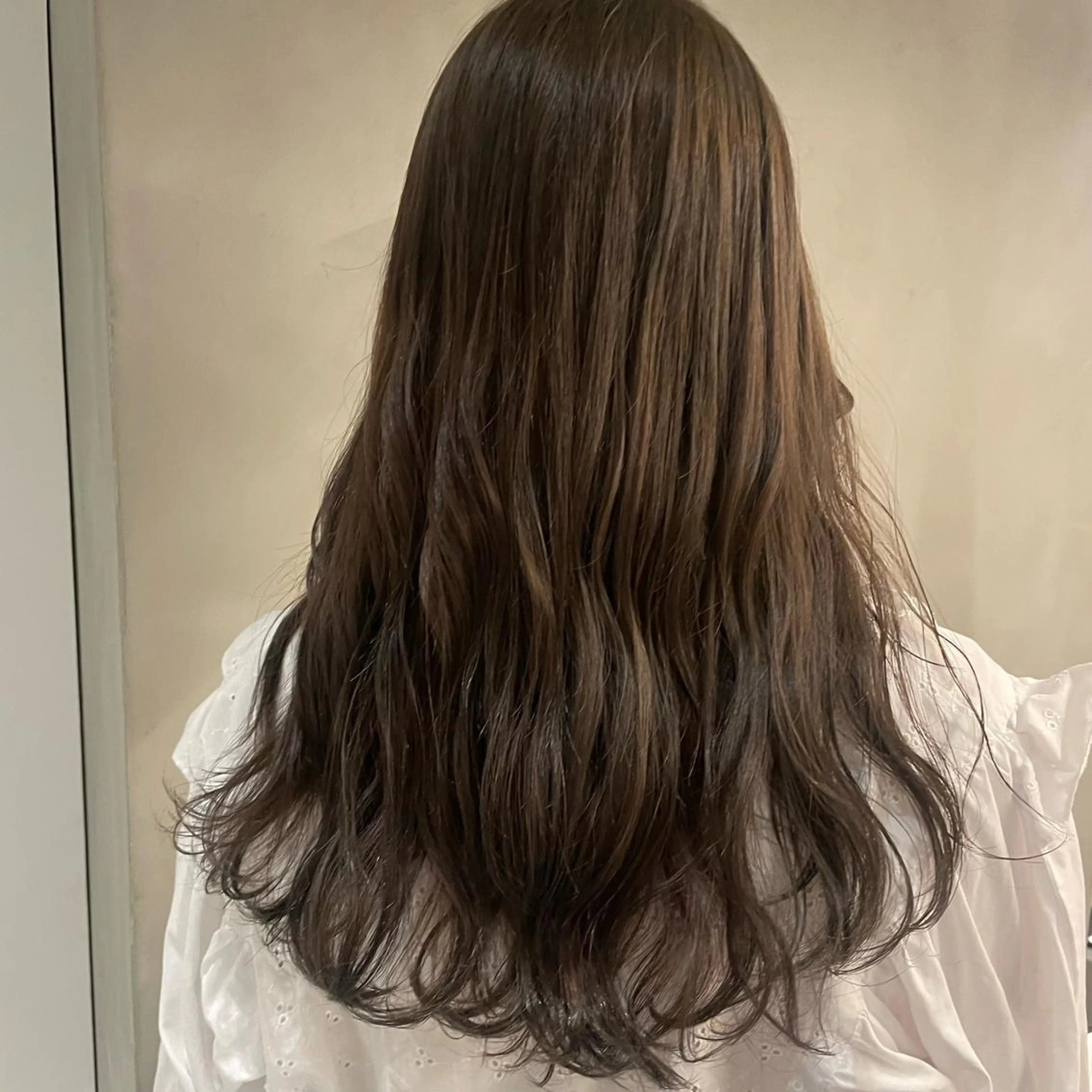 ロング カラー ヘアカラー 透明感カラー 🪞yuuのヘアスタイル