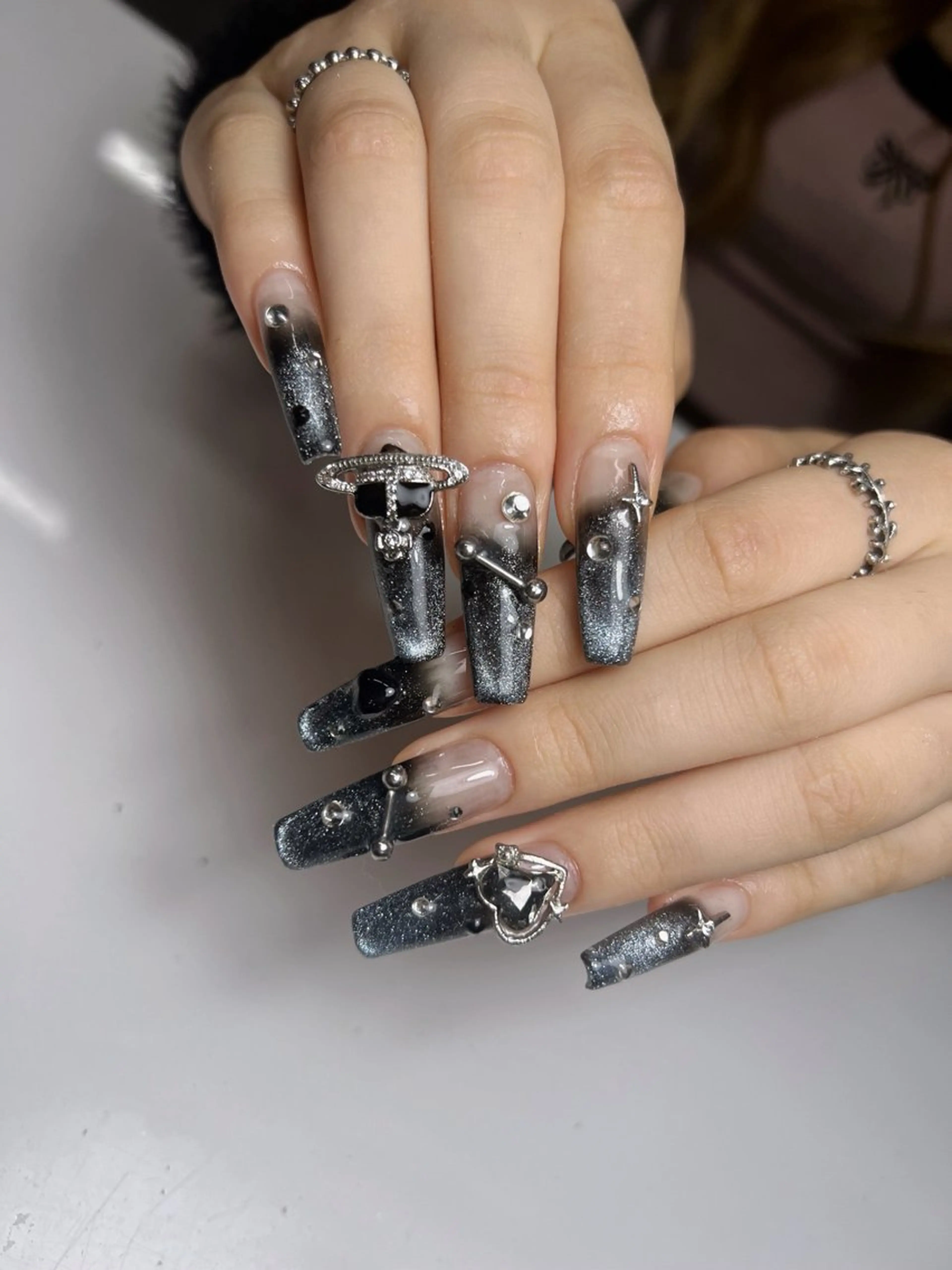ネイル ハンドネイル Nail Salon L'arc所属・💊大阪/南船場 monica🧠のネイルデザイン