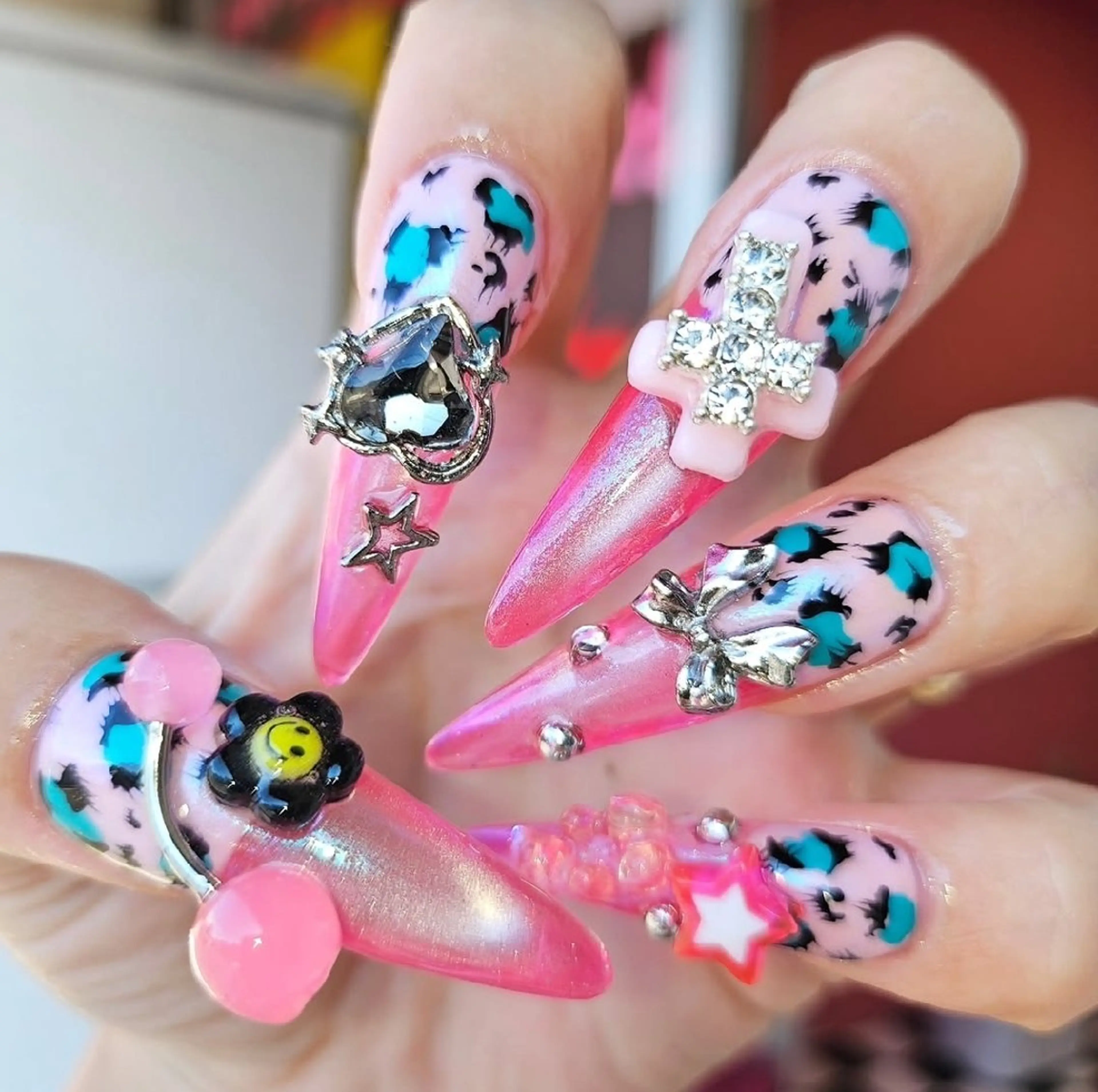 ネイル NAILS  BY AIKO所属・NAILS BY AIKOのネイルデザイン