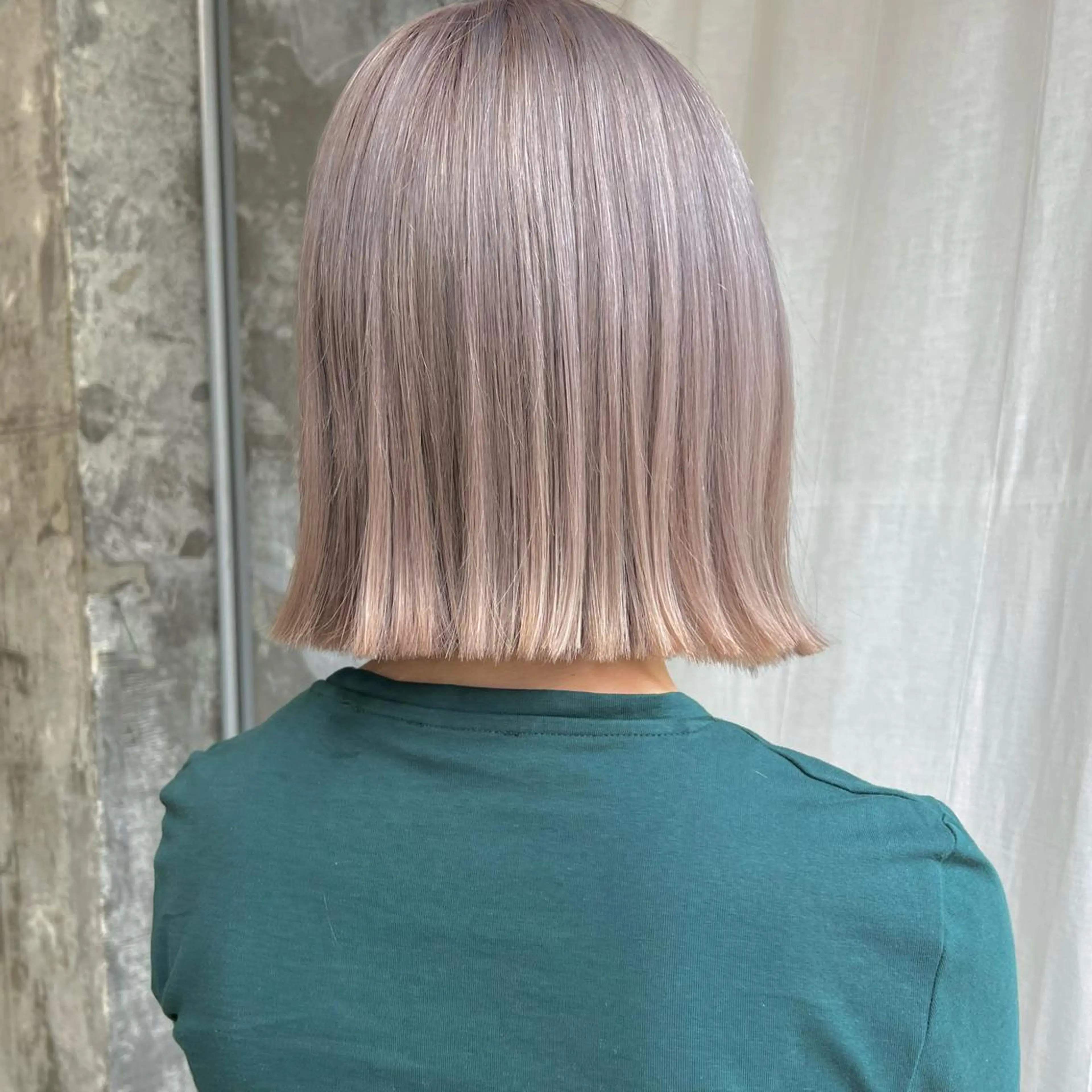 ミディアム ヘアアレンジ ヘアカラー ツガミ リナのヘアスタイル