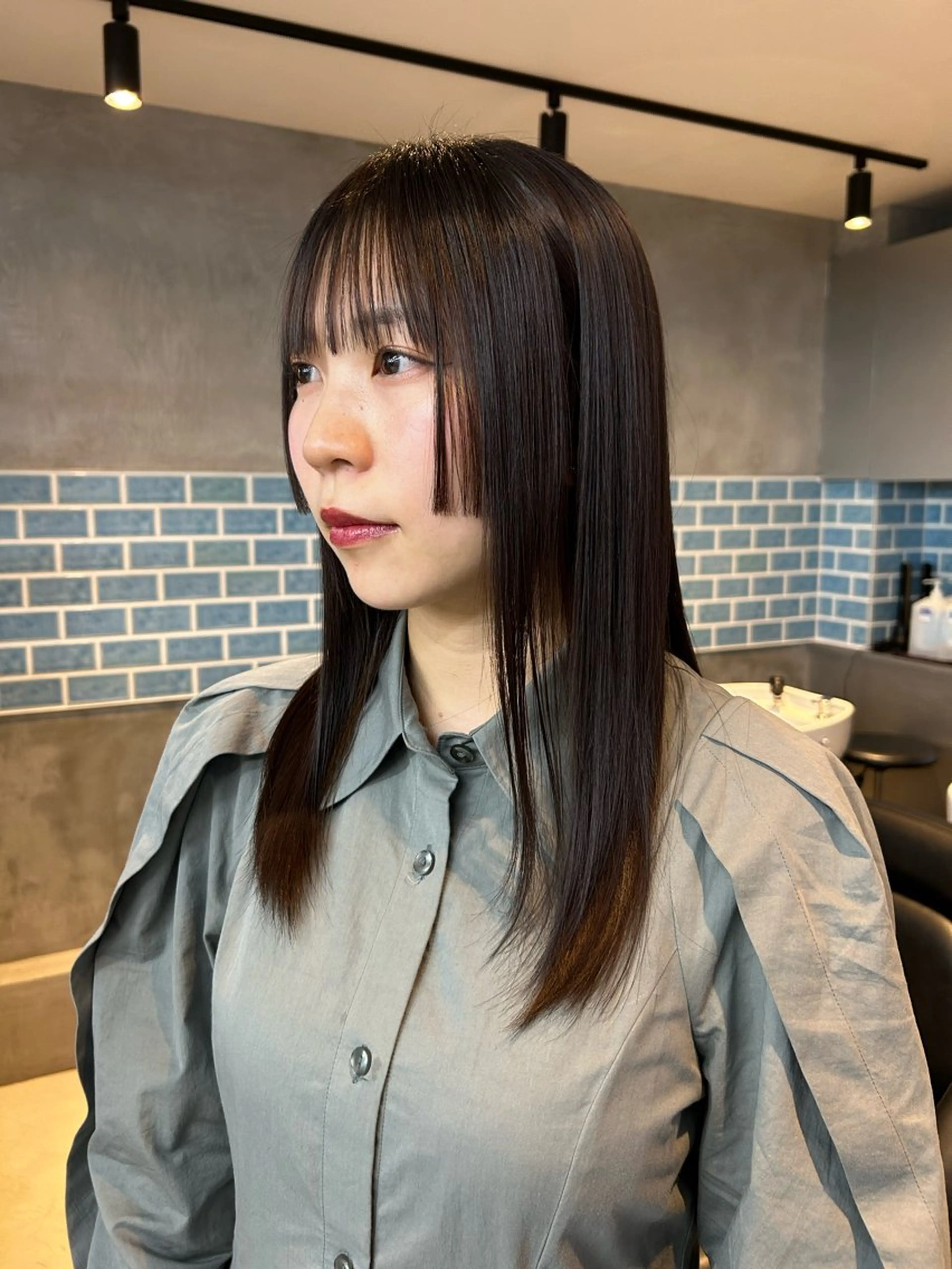 ミディアム カラー パーマ 縮毛矯正 トリートメント VIE表参道所属・艶感カラー/縮毛 矯正/りょお🫧のヘアスタイル