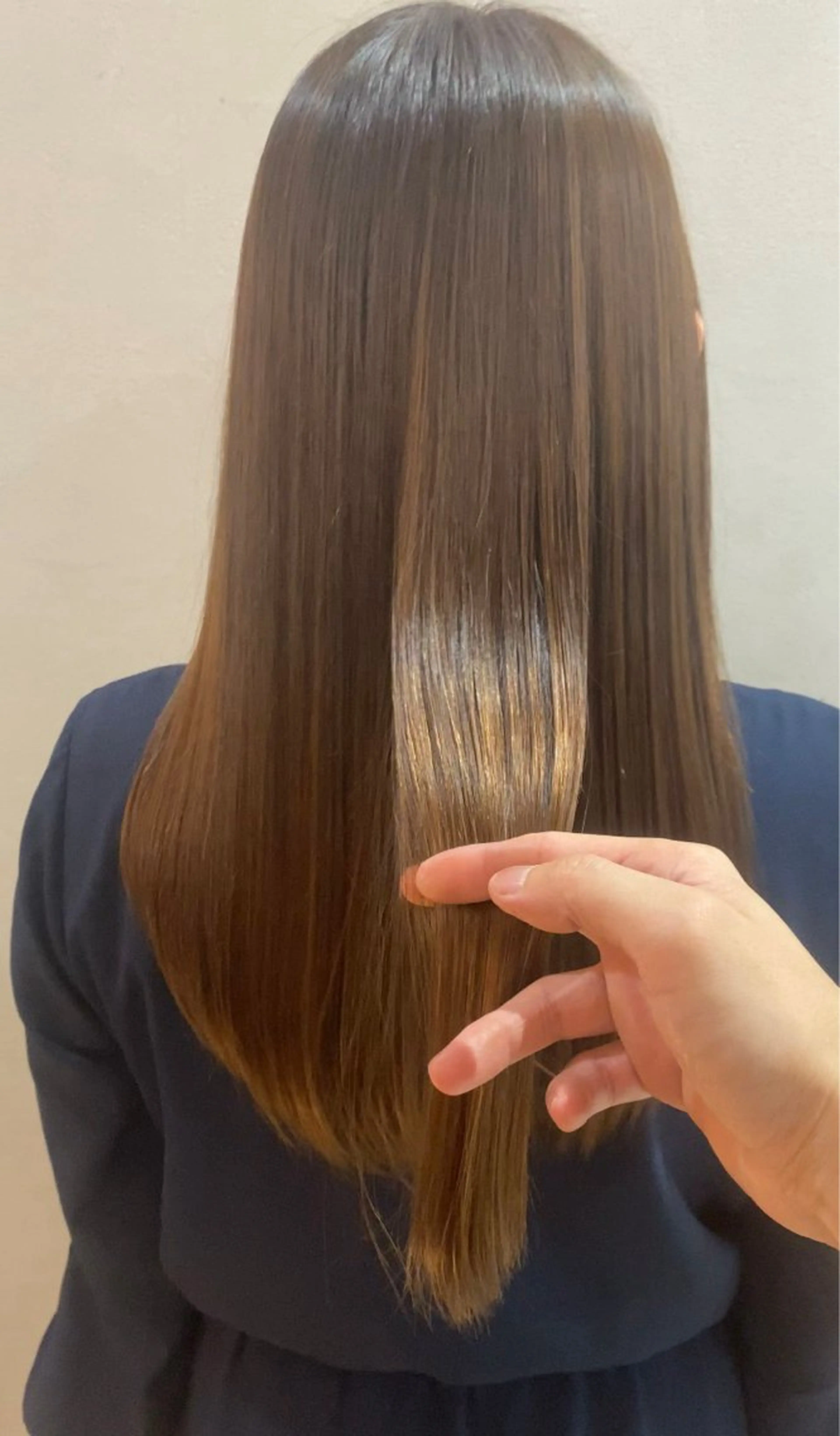 ロング カラー 生尾 虹水のヘアスタイル
