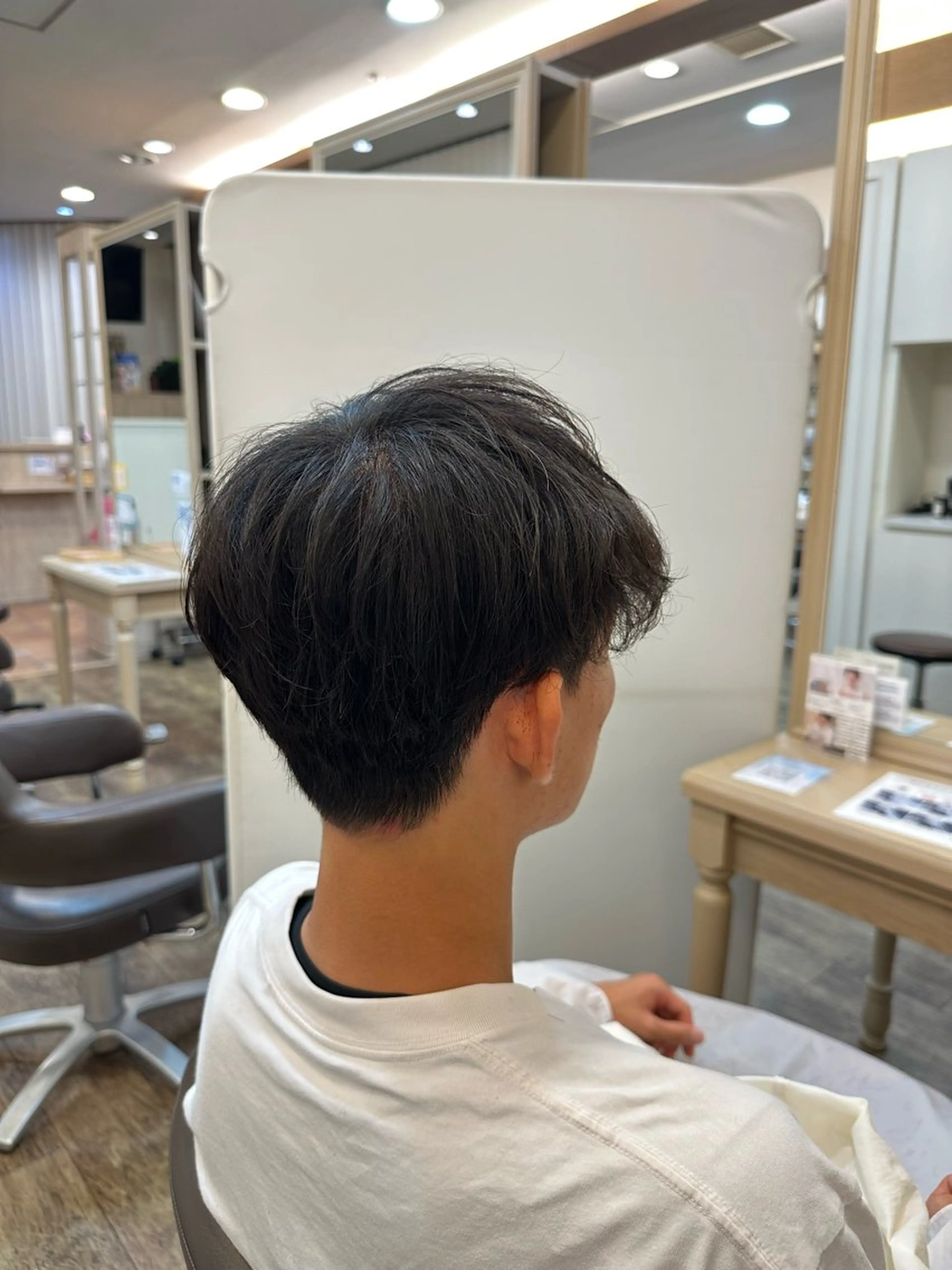 メンズ マッシュ ツーブロック 刈り上げ 杉田 花乃のヘアスタイル